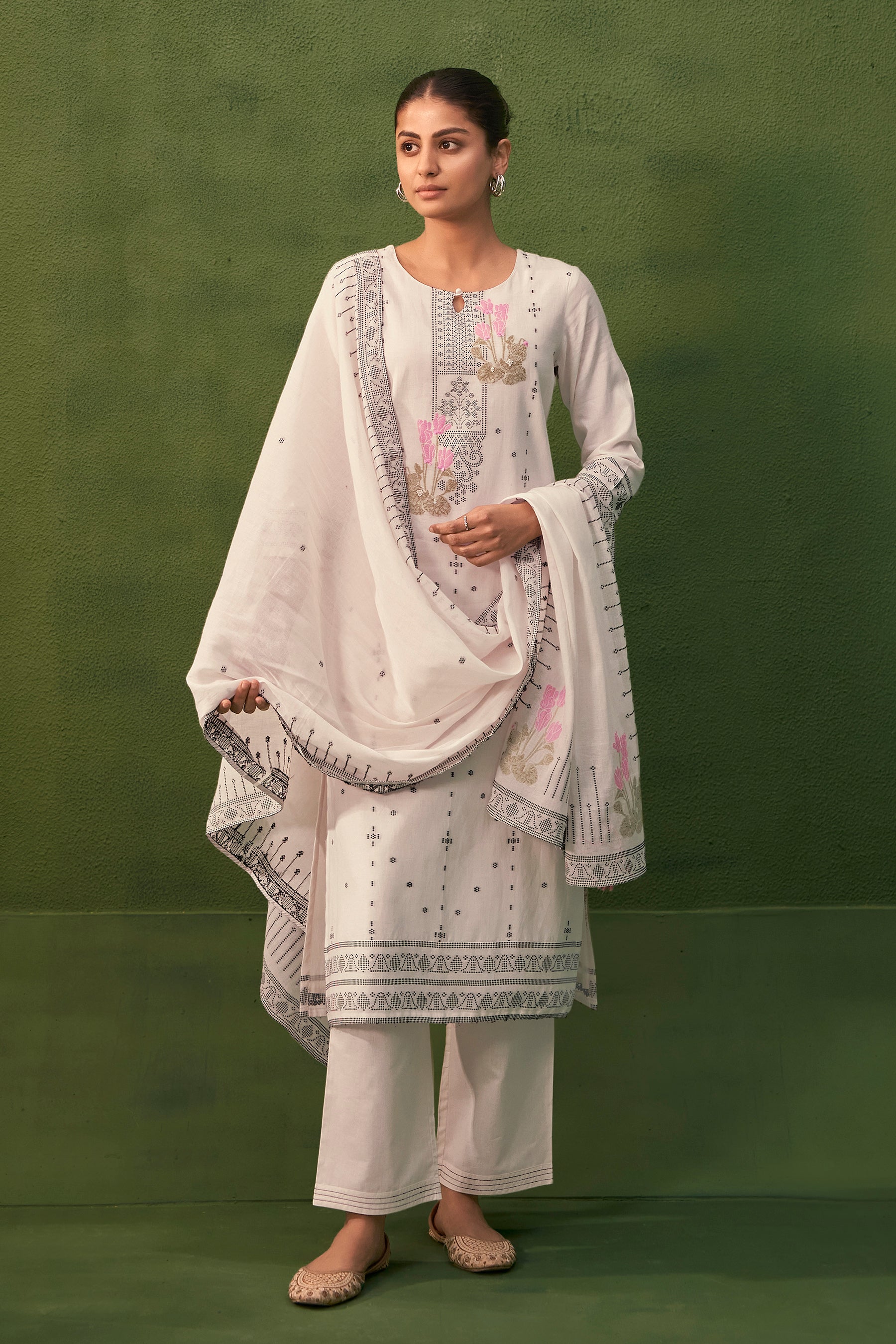 Emberlyn Cream Jacquard Cotton Kurta Set