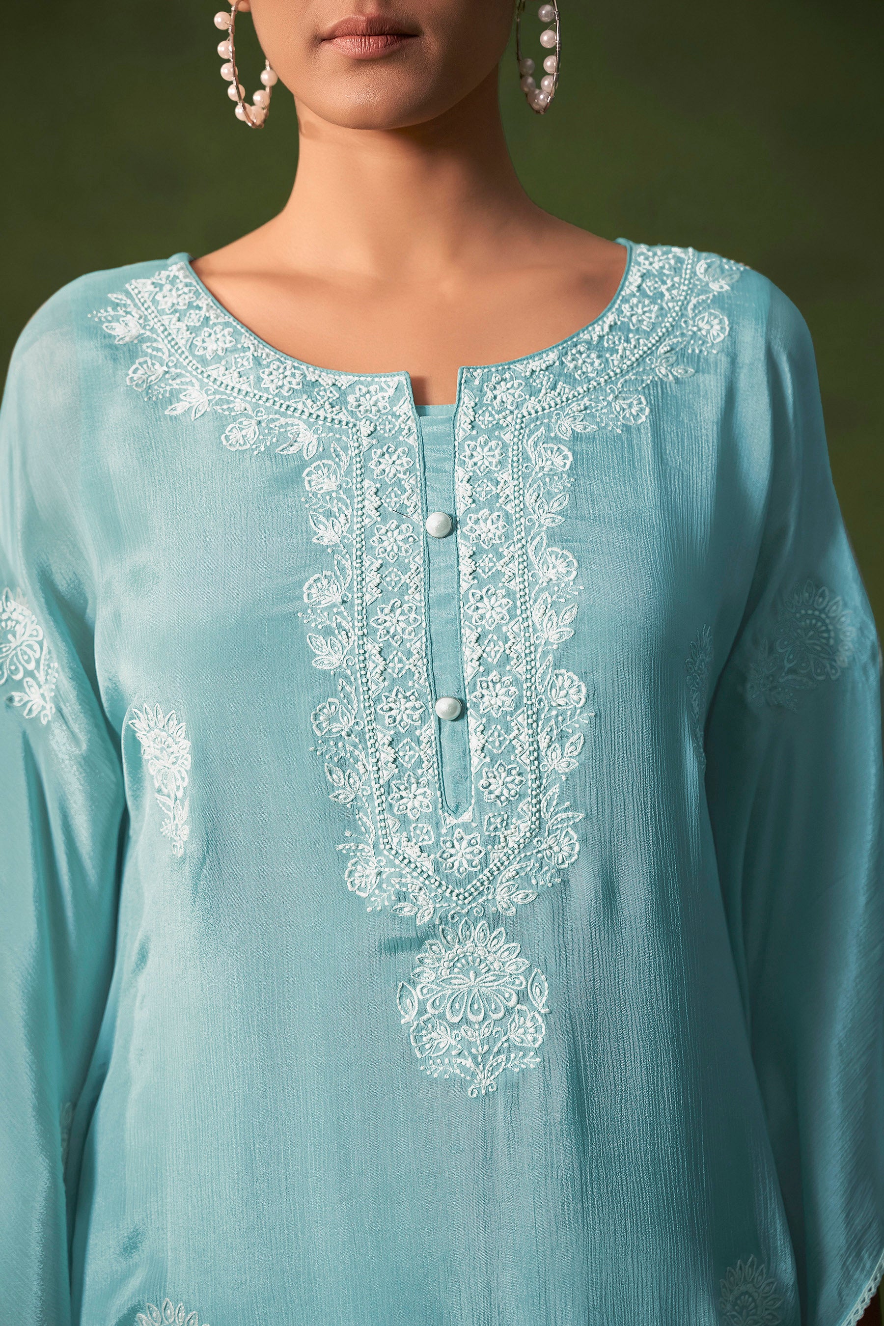 Vyserra Rama Chinnon Embroidered Kaftan