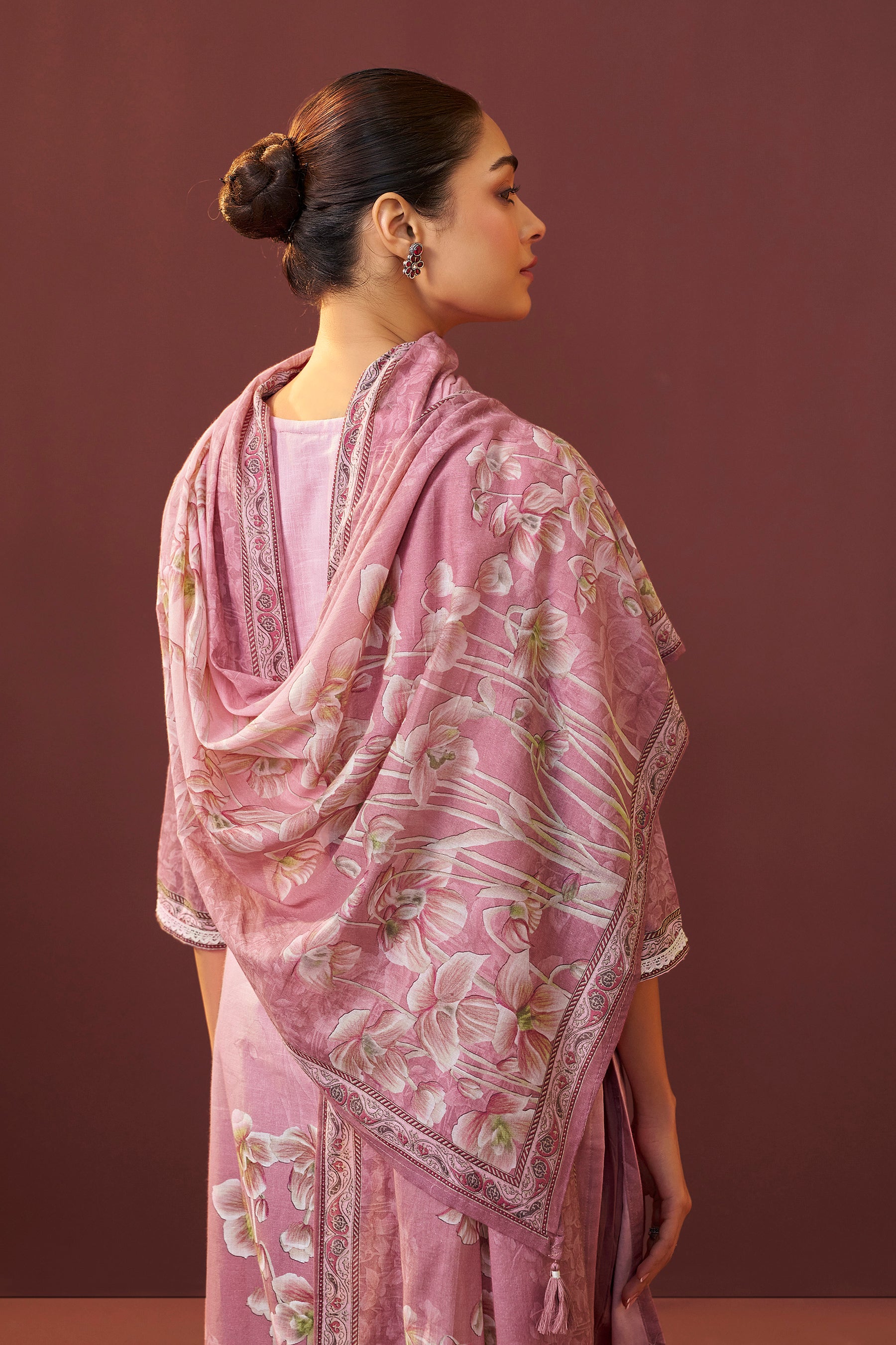 Roselle Pink Embroidered Linen Kurta Set