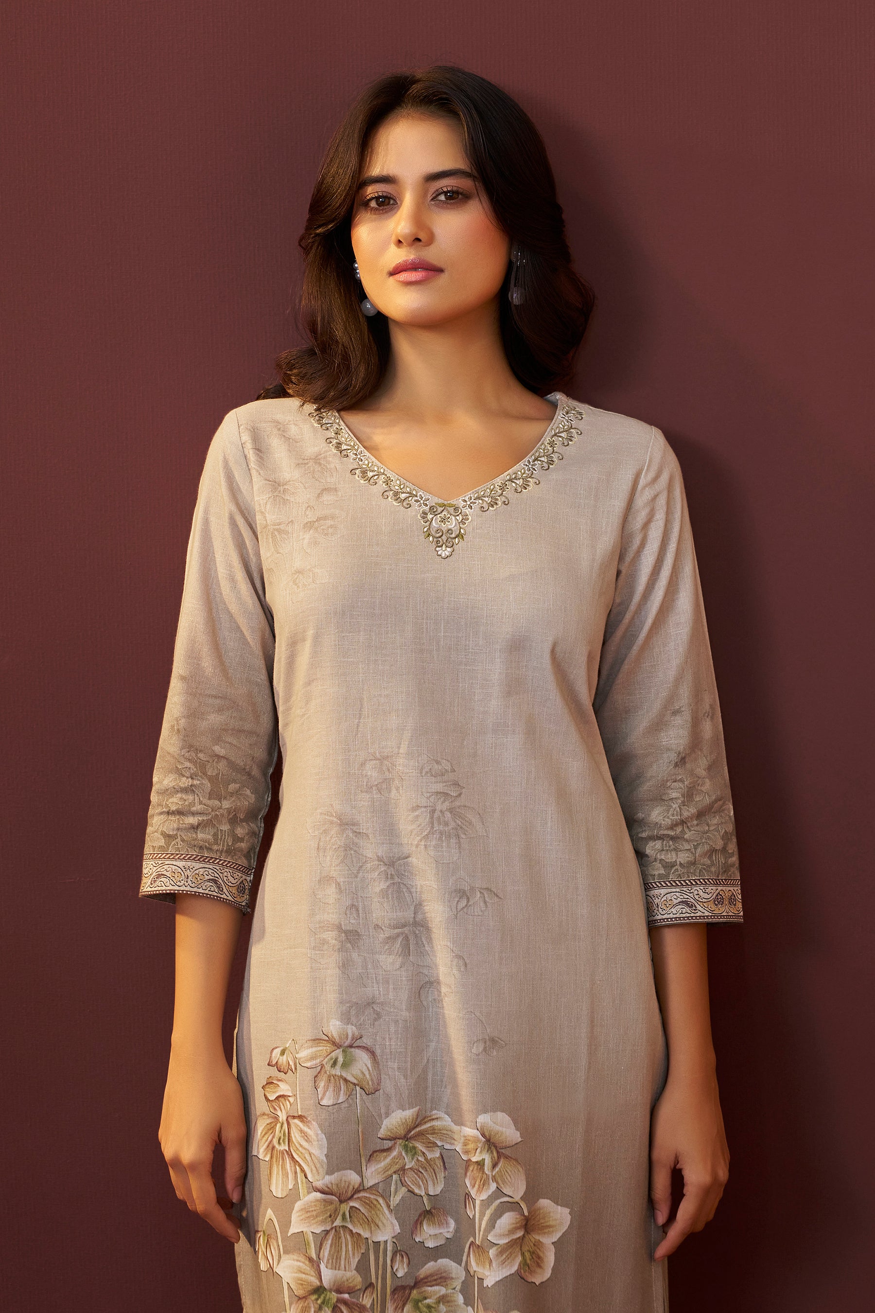 Mistlyn Grey Embroidered Linen Kurta Set