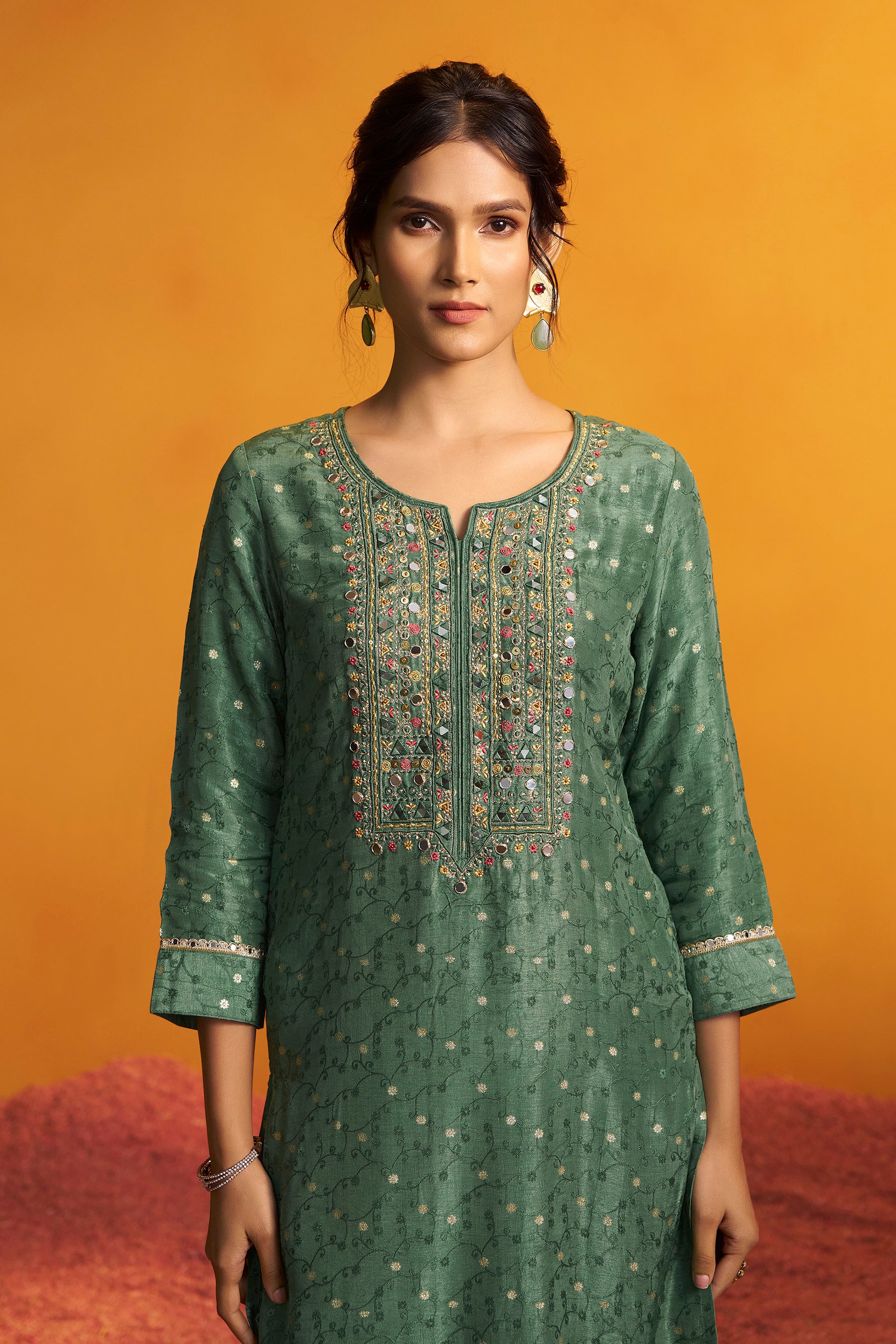Mirror Embroidery Kurta Set – Green