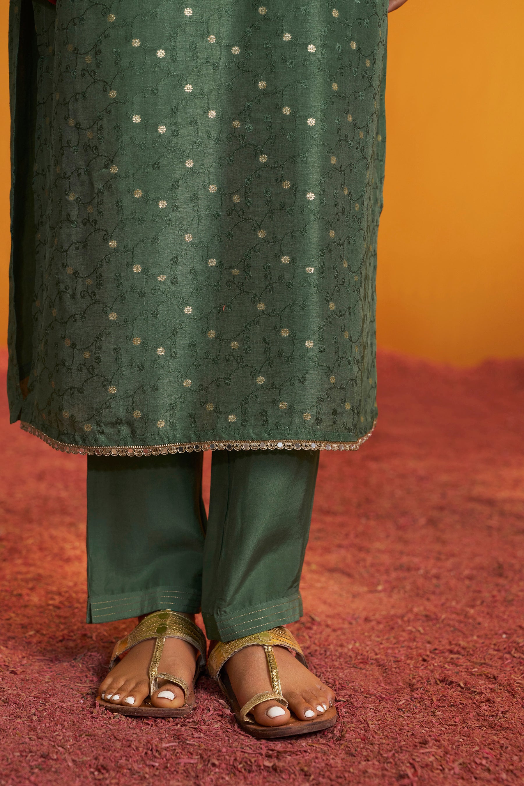 Mirror Embroidery Kurta Set – Green