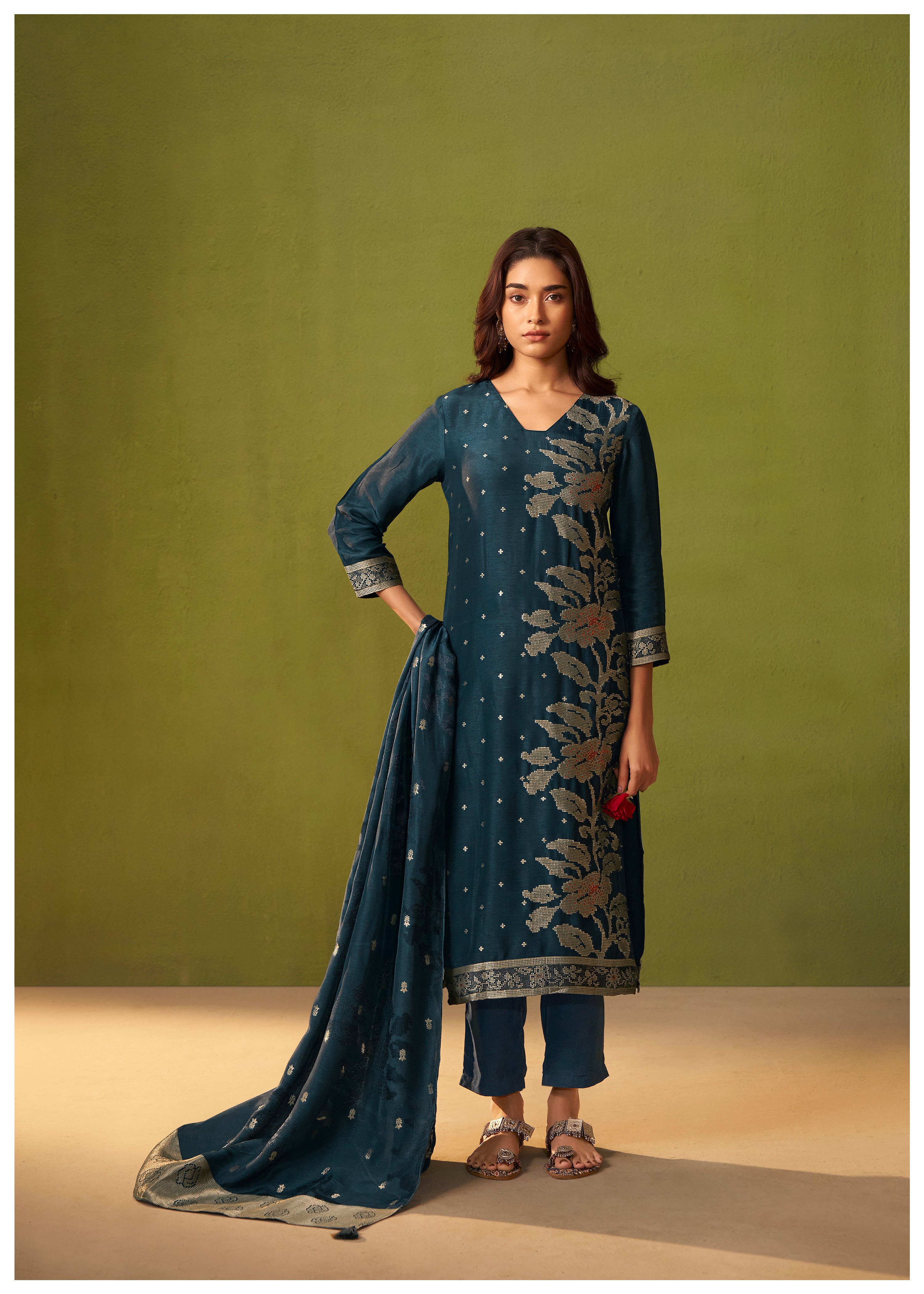 Russian Jacquard Set