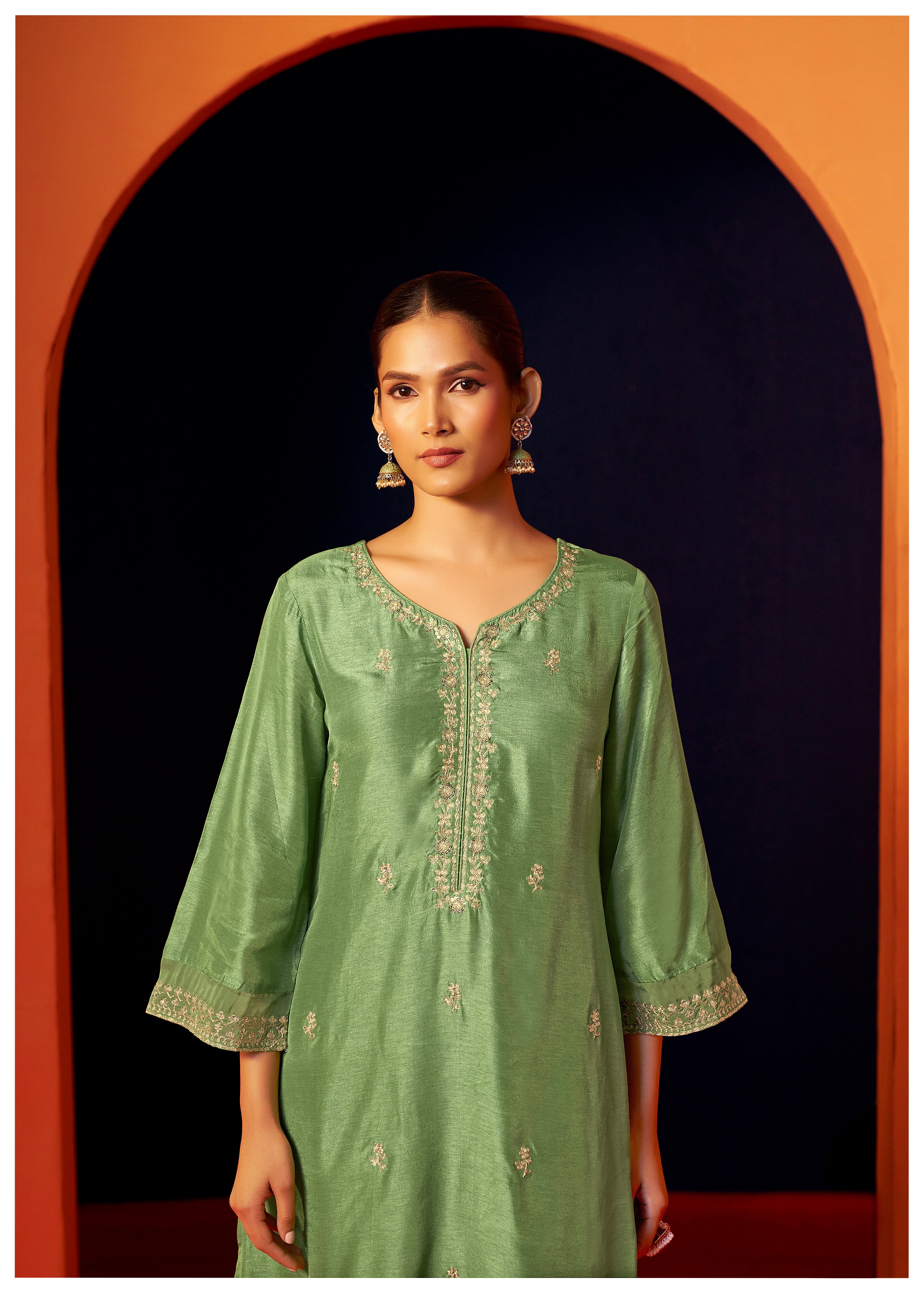 Chinnon Dupatta With Heavy Embroidery Work Set