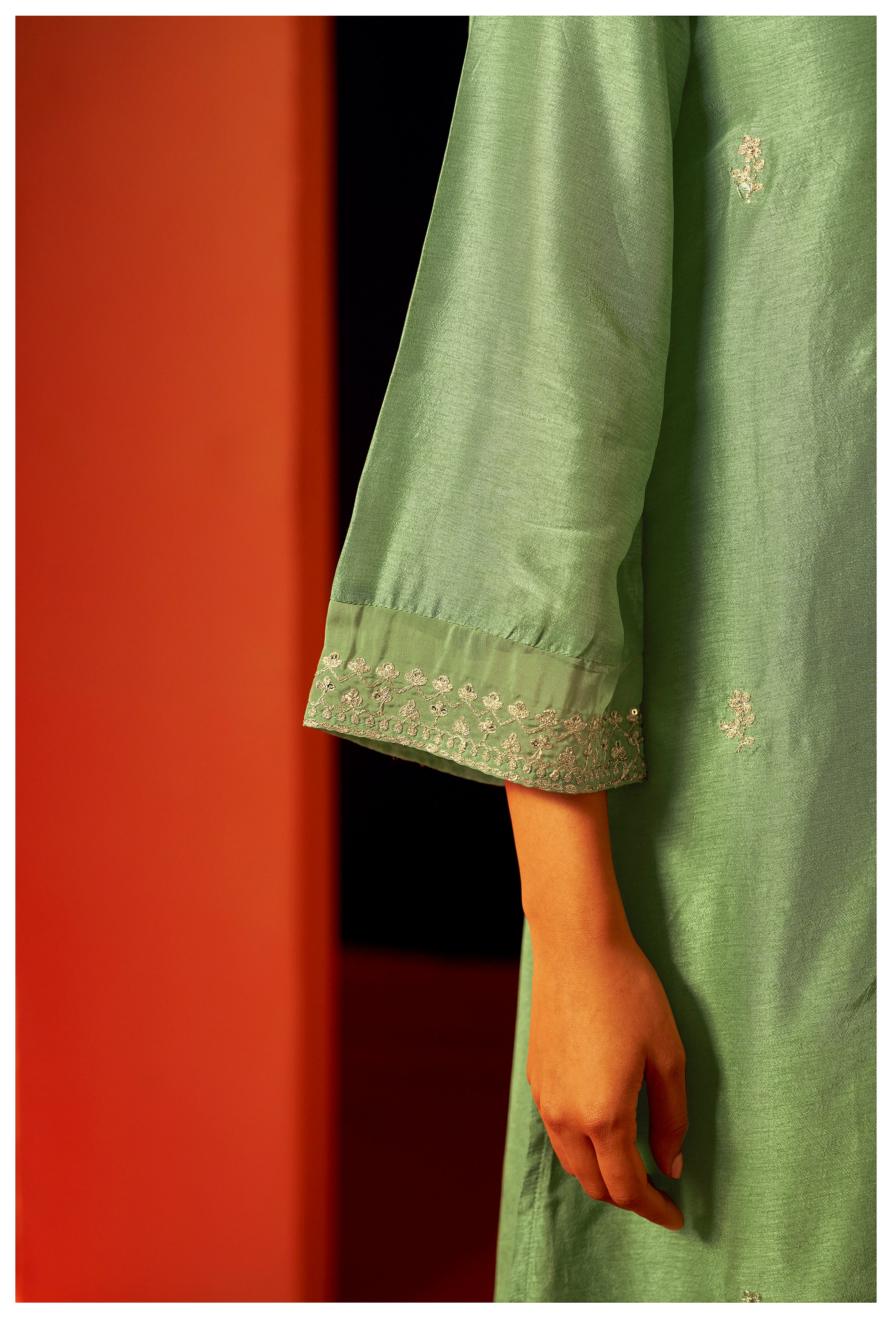 Chinnon Dupatta With Heavy Embroidery Work Set