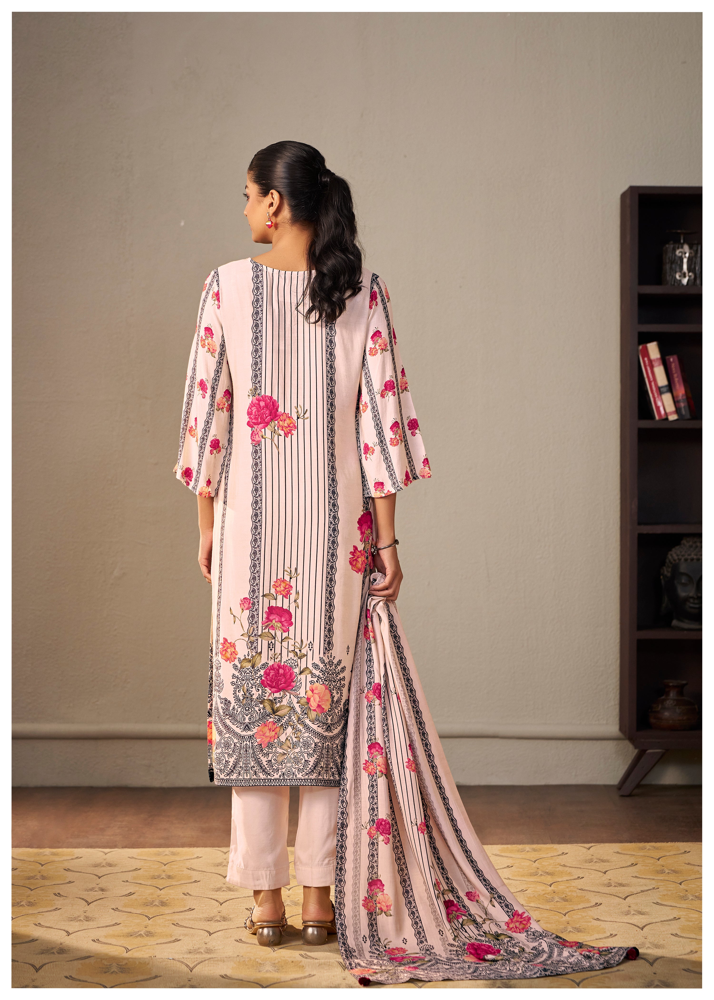 Heavy Muslin Digital Print Kurta Set