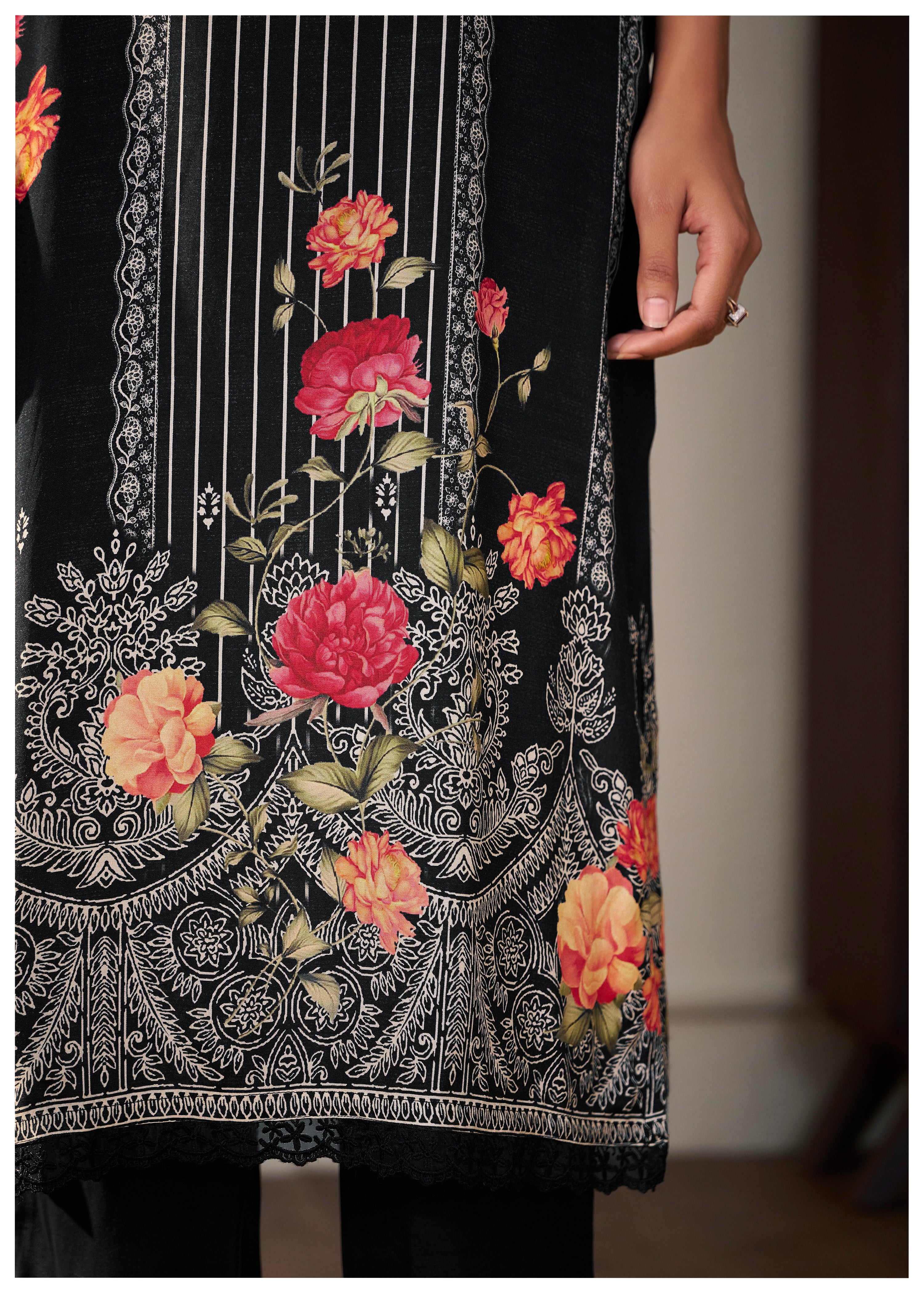 Heavy Muslin Digital Print Kurta Set