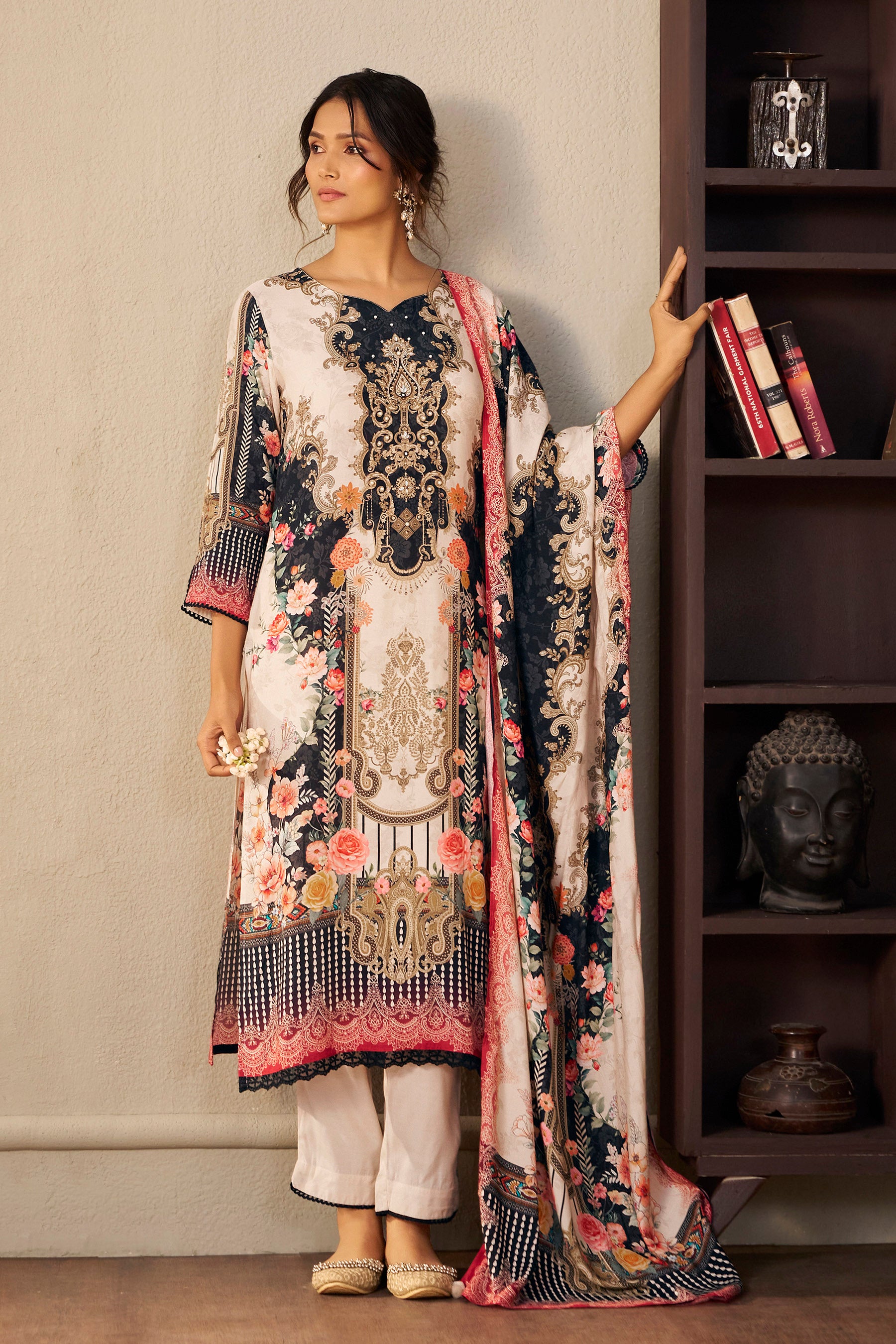 Heavy Muslin Digital Print Kurta 3-Piece Set