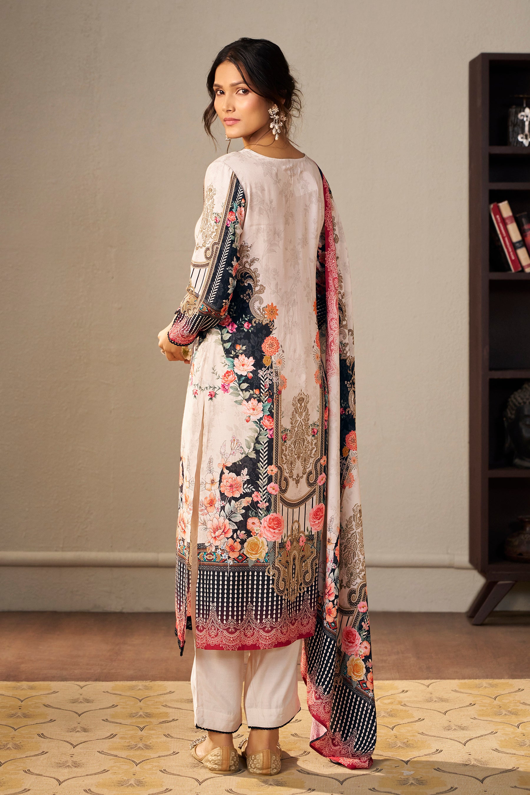 Heavy Muslin Digital Print Kurta 3-Piece Set