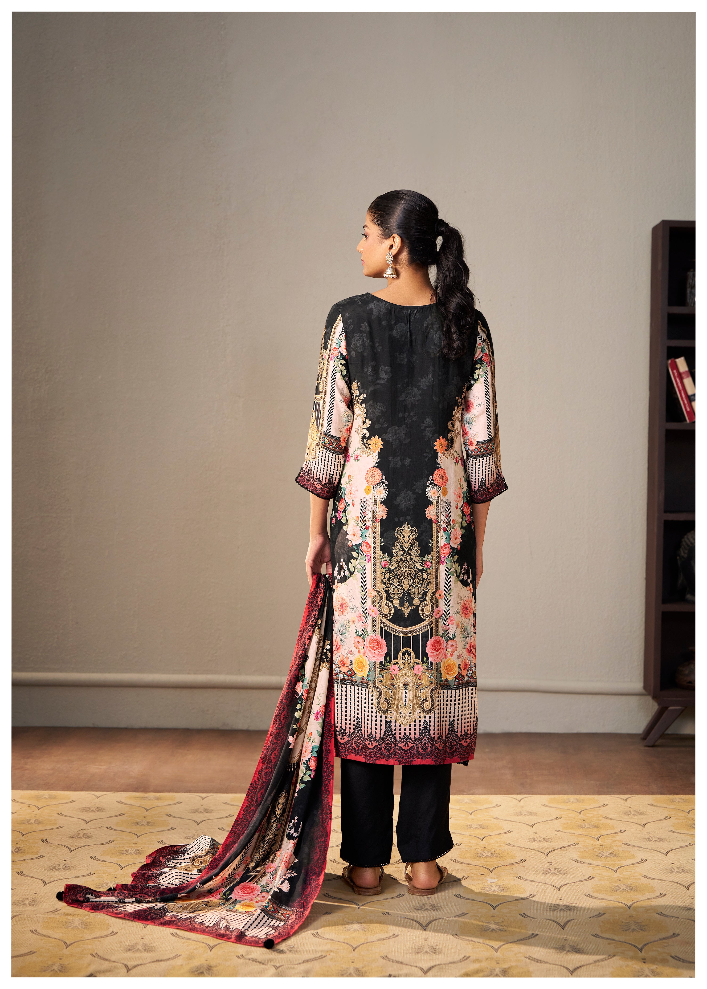 Heavy Muslin Digital Print Kurta Set