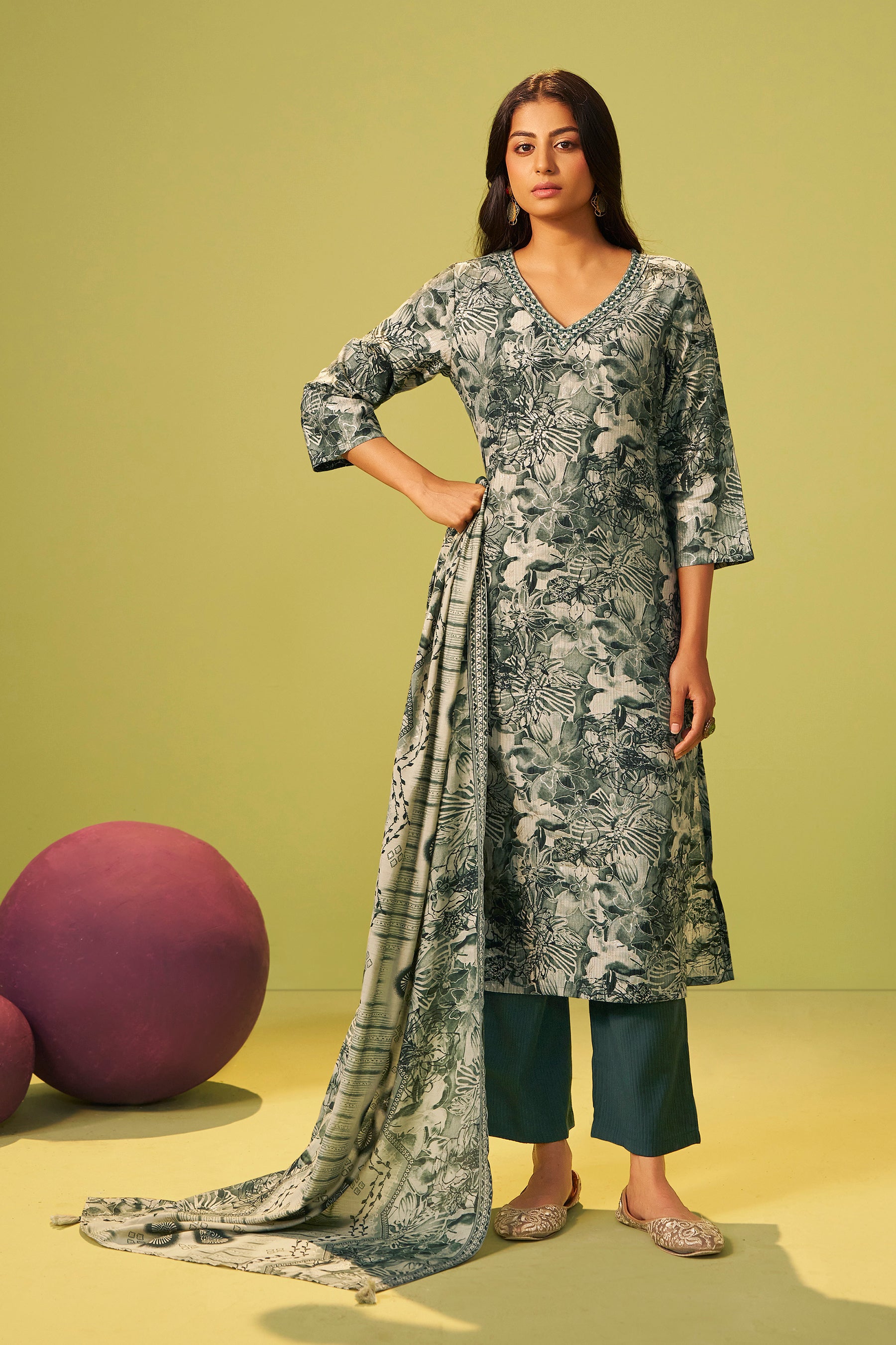 Harit Green Digital Print Kurta Set