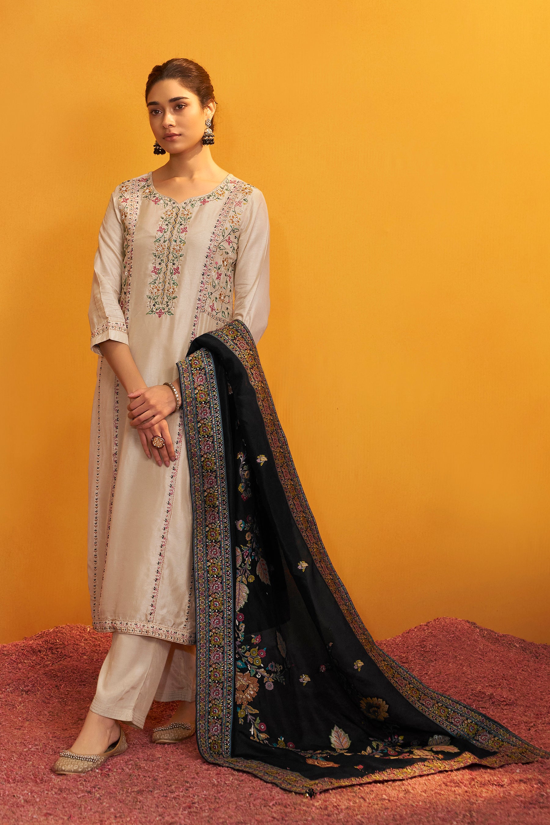 Russian Silk Kurta with Contrast Jacquard Dupatta – Cream