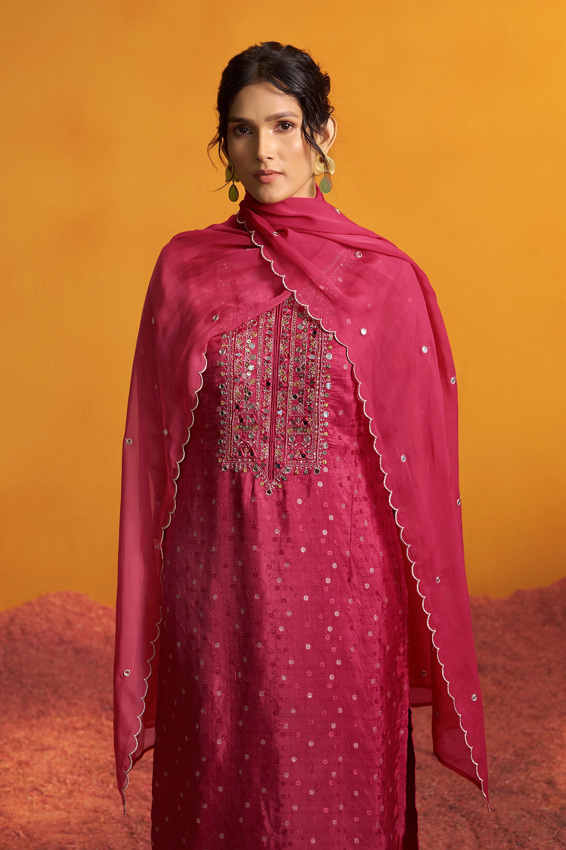 Mirror Embroidery Kurta Set – Pink