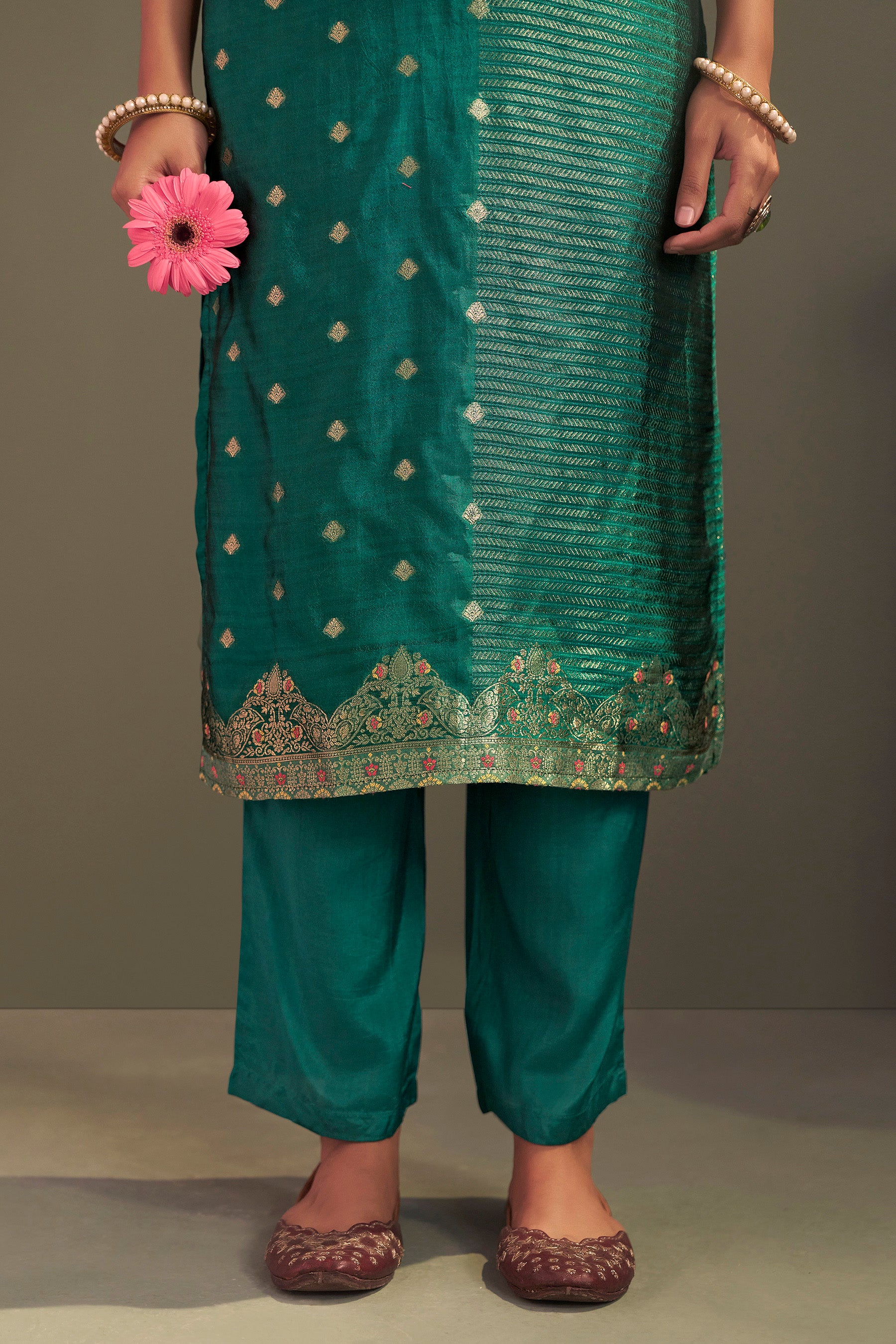 Yarn Dyed Viscose Kurta Set