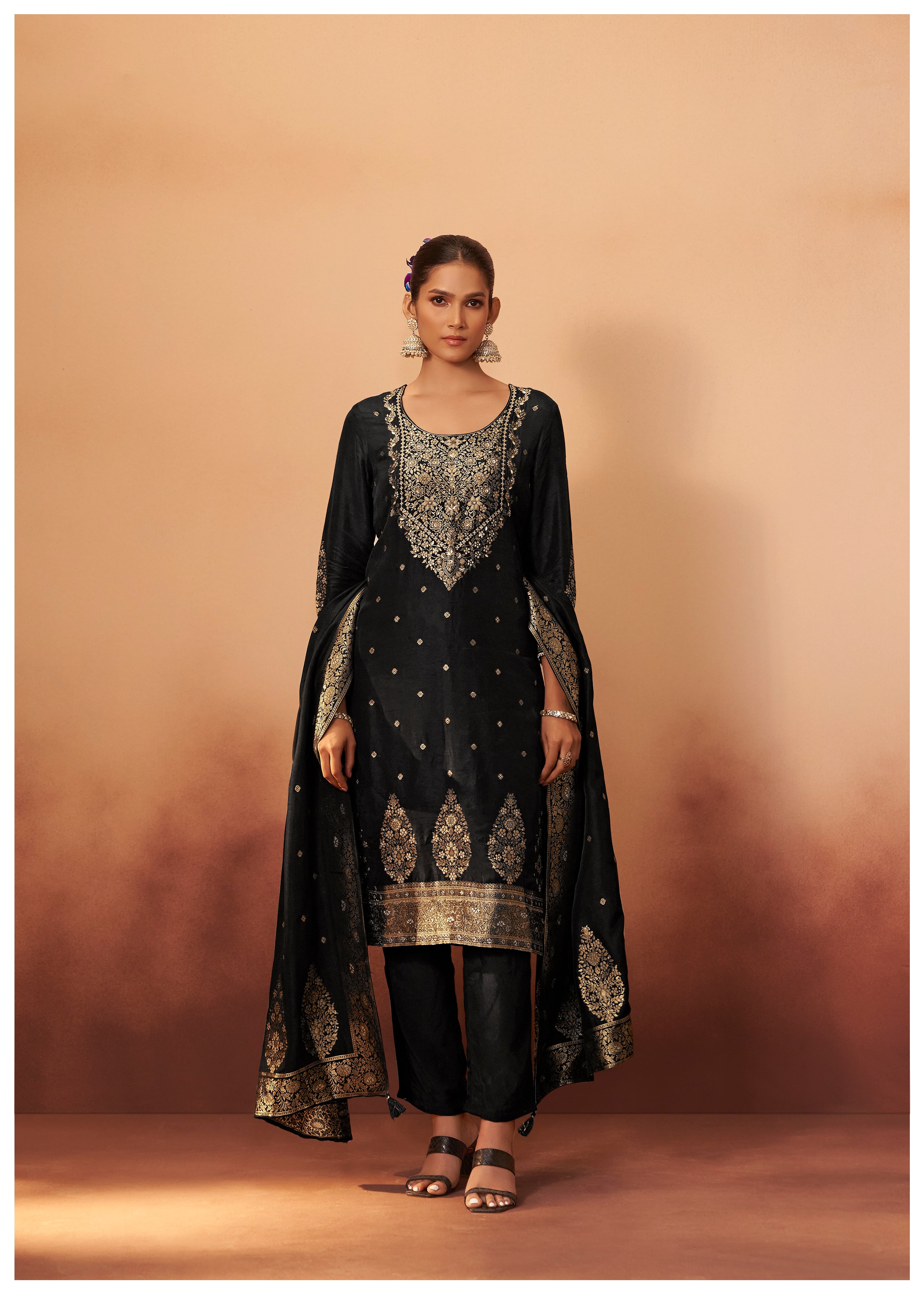 Russian Jacquard Set