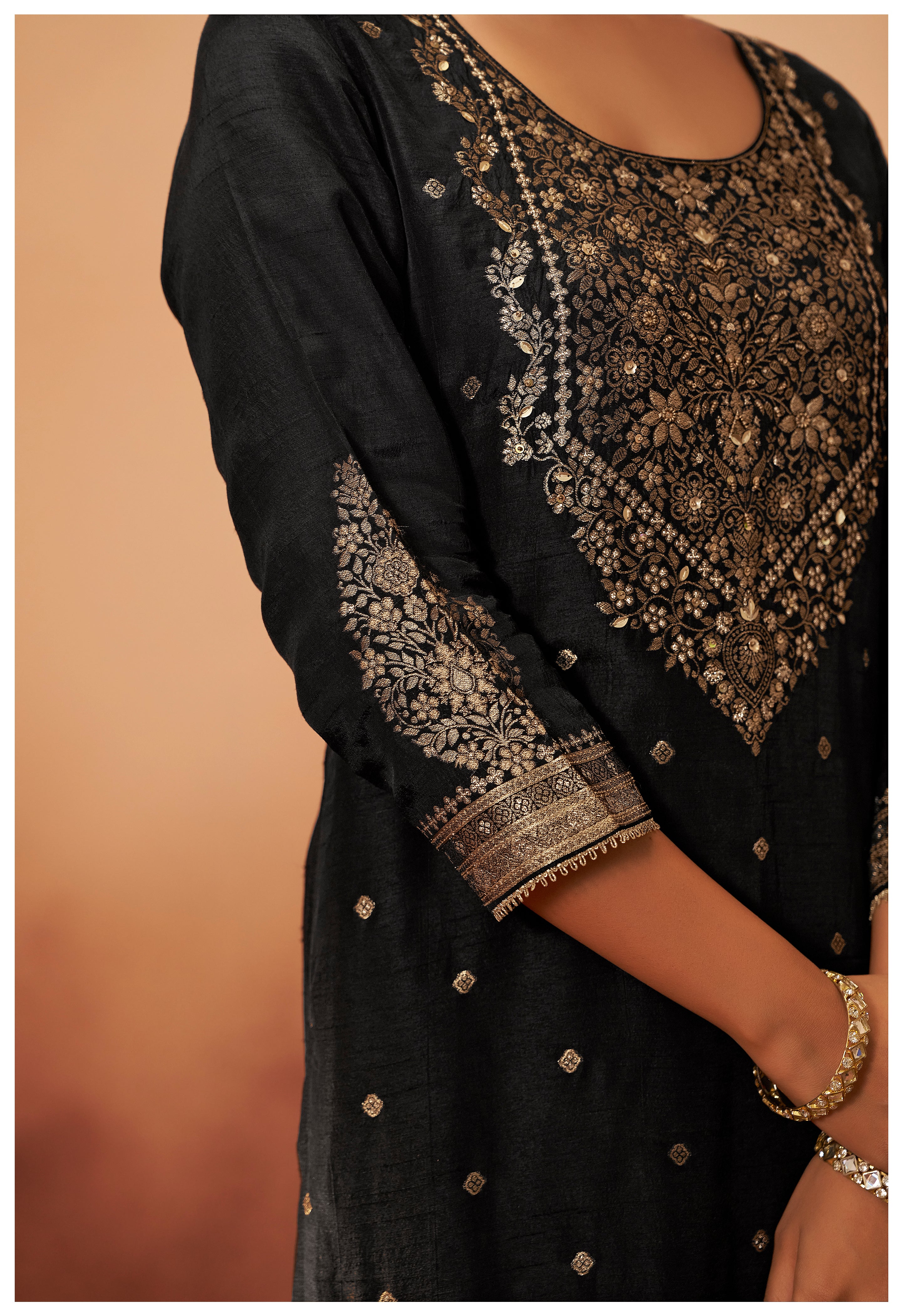 Russian Jacquard Set