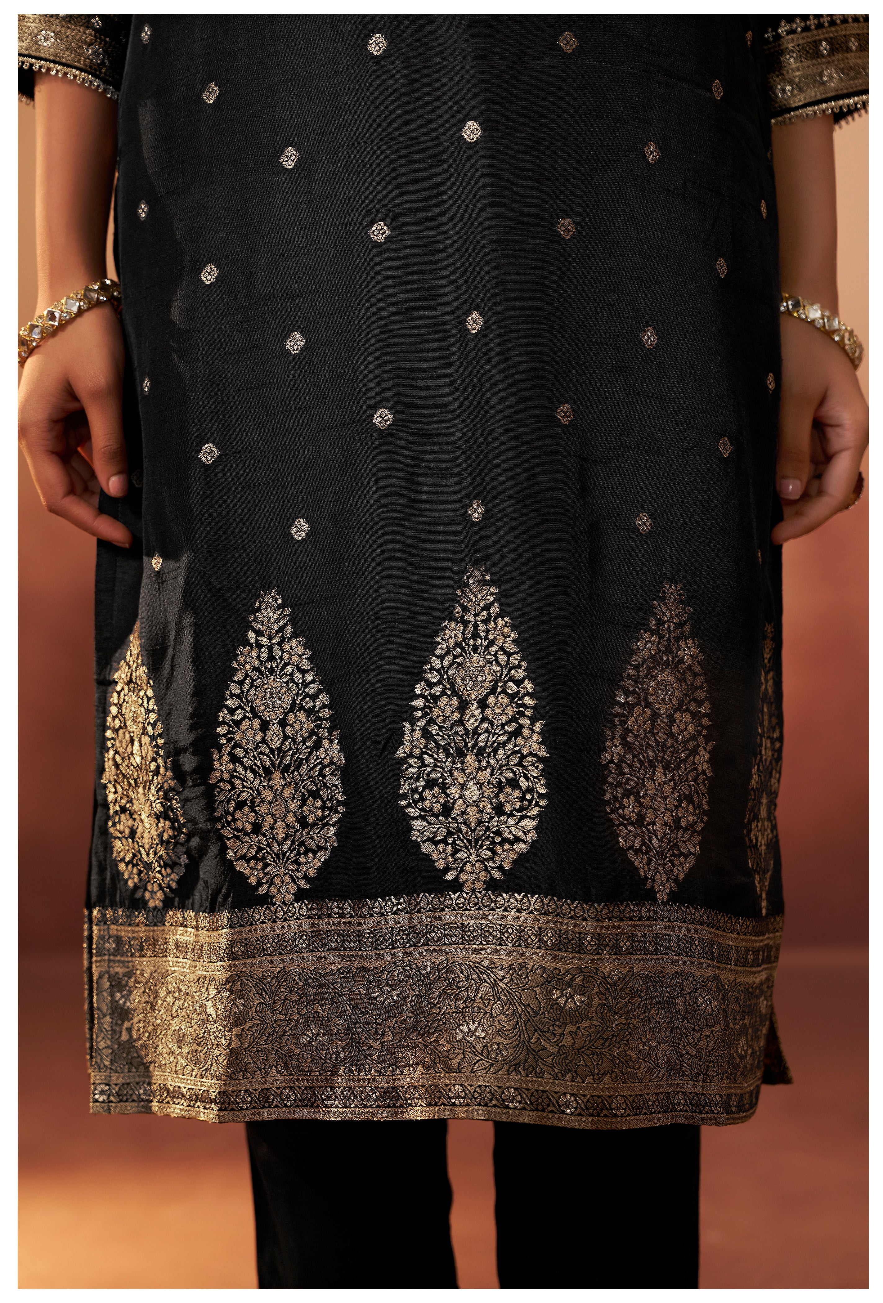 Russian Jacquard Set