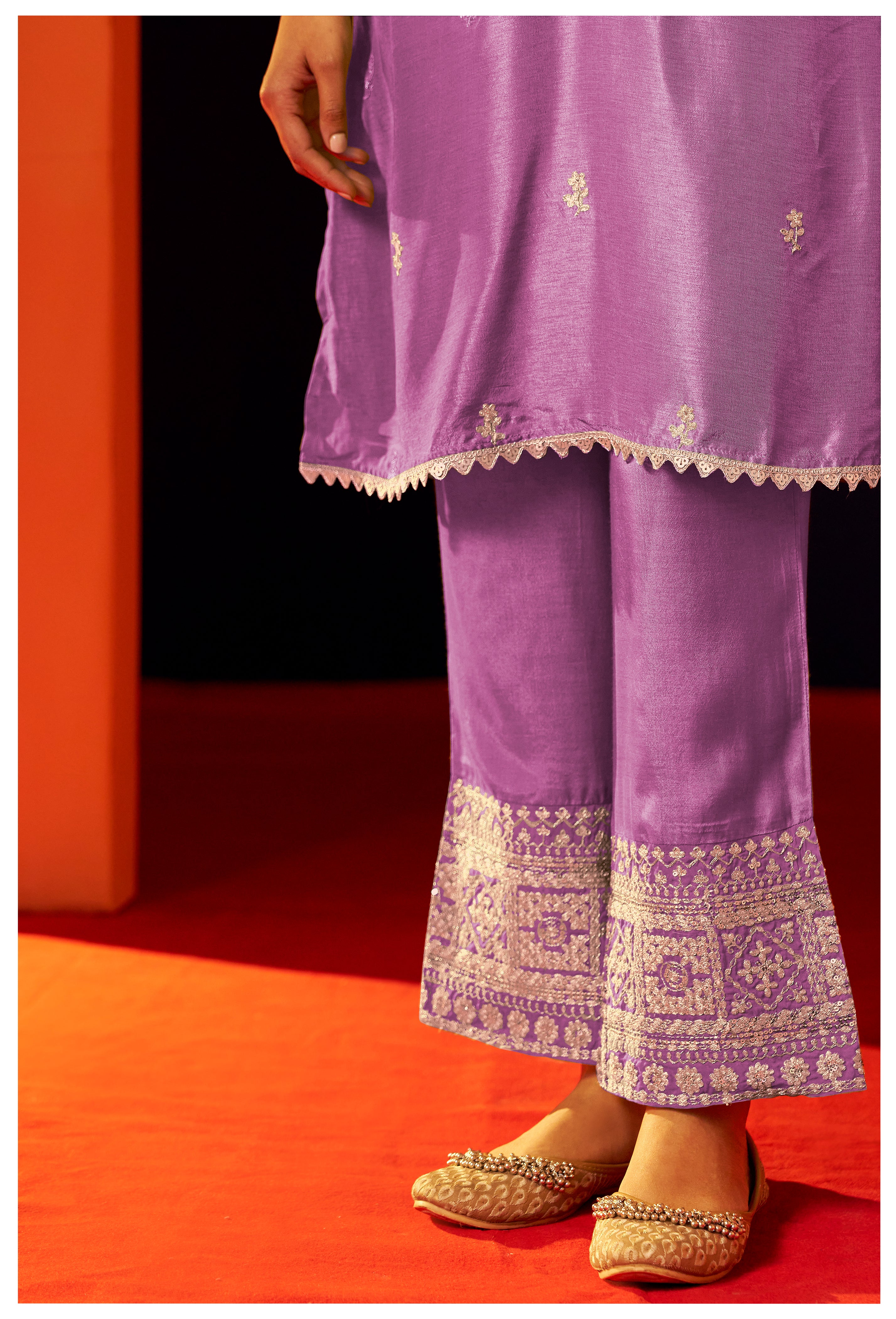 Chinnon Dupatta With Heavy Embroidery Work Set