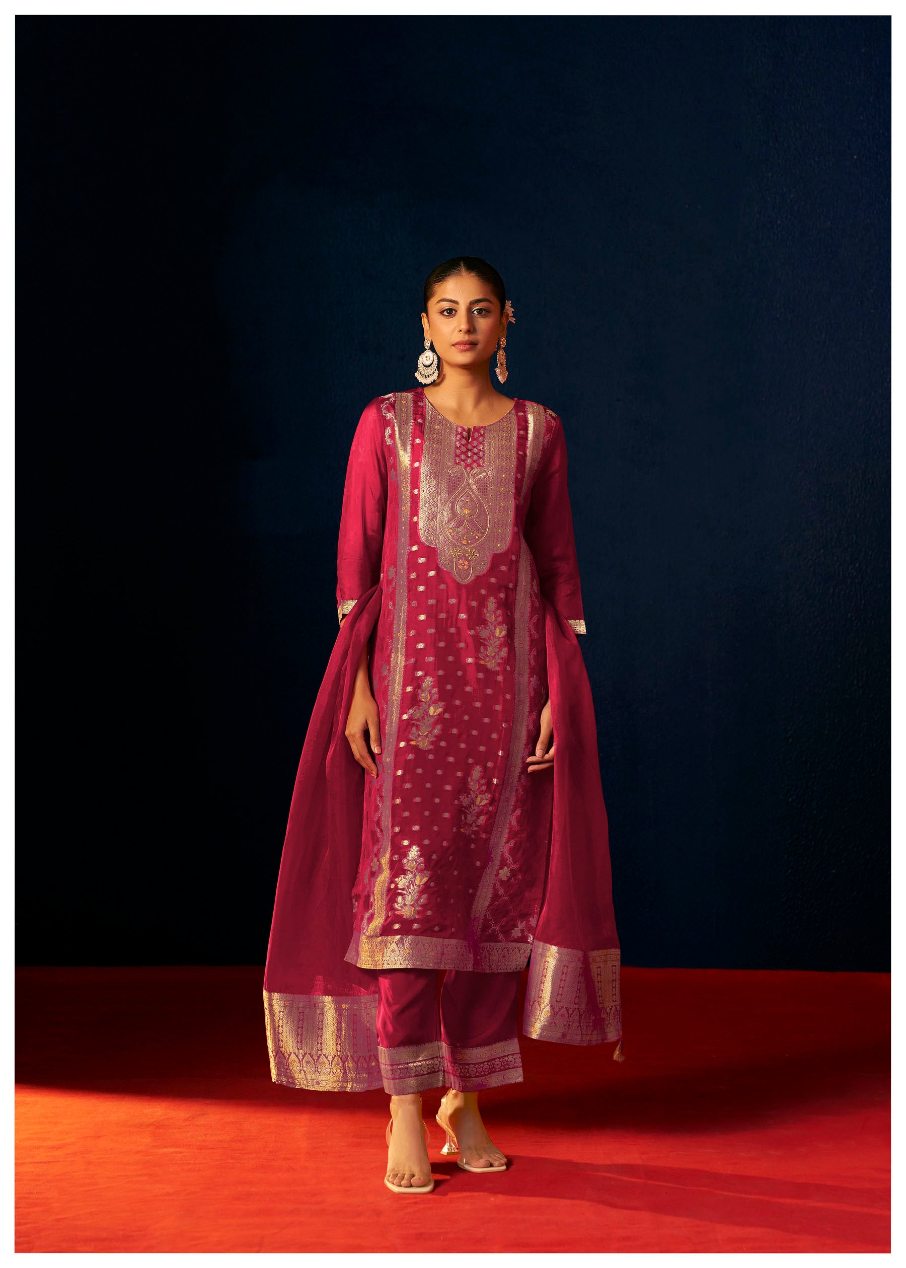 Ravelynn Red Organza Jacquard Kurta Set