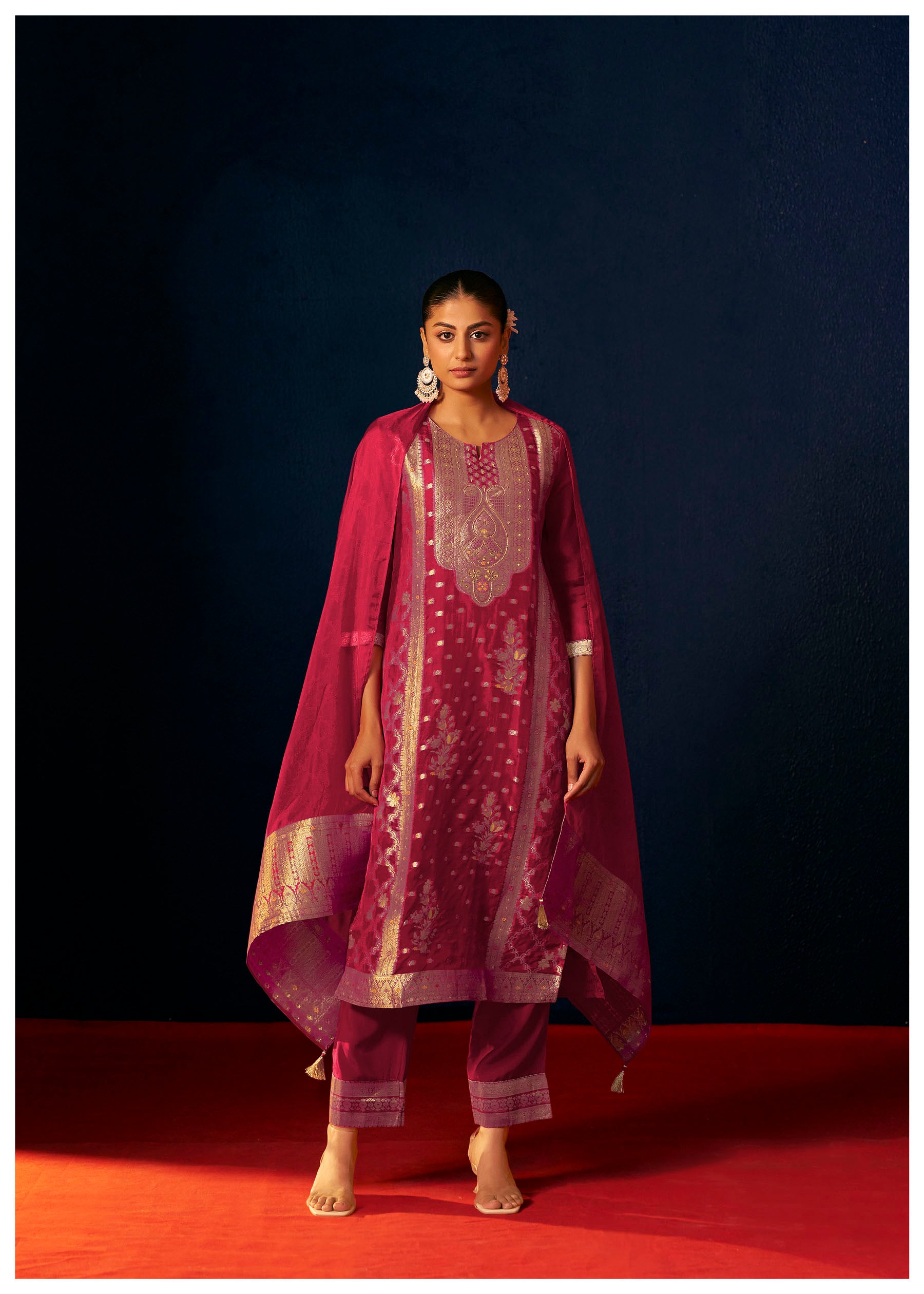 Ravelynn Red Organza Jacquard Kurta Set
