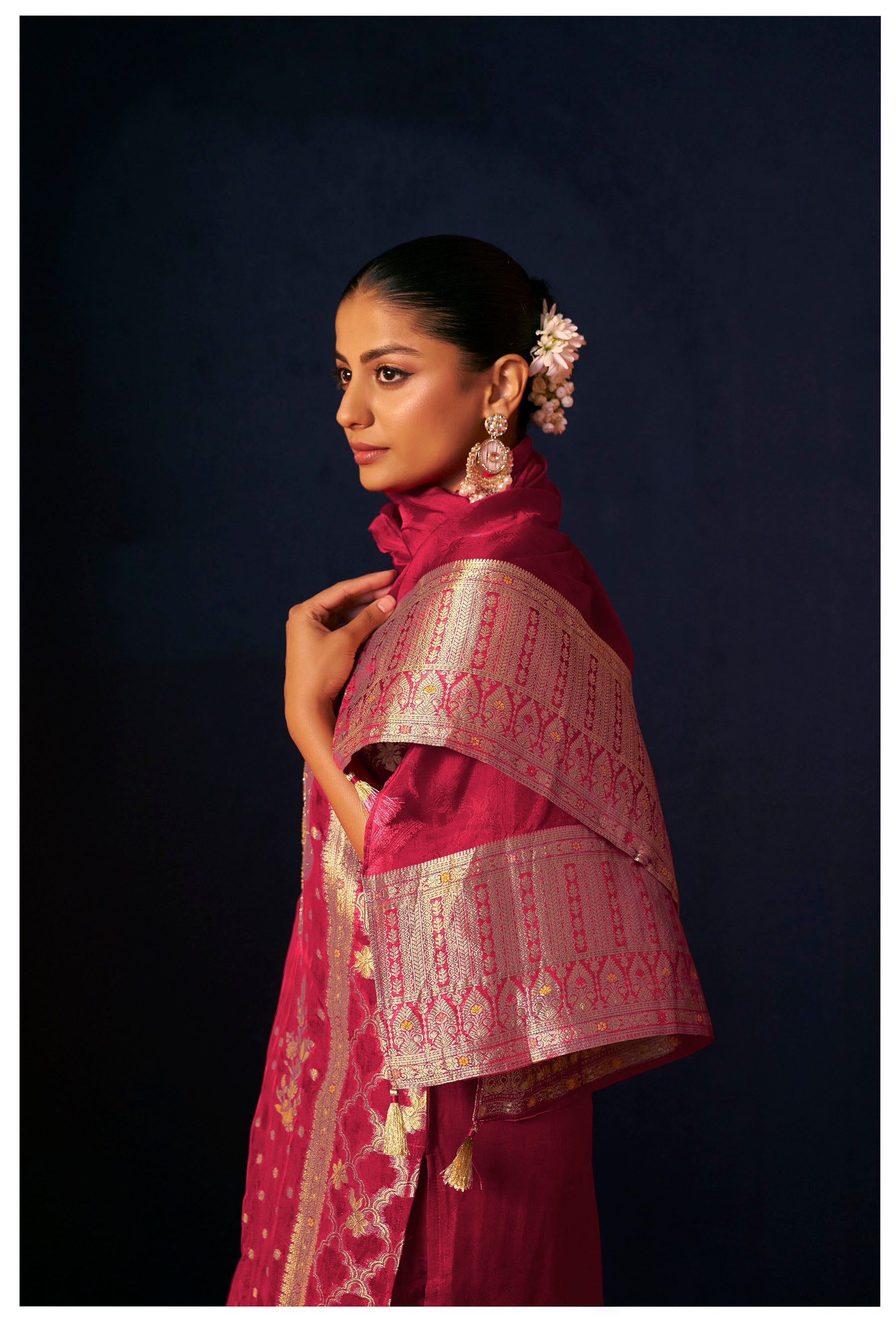 Ravelynn Red Organza Jacquard Kurta Set
