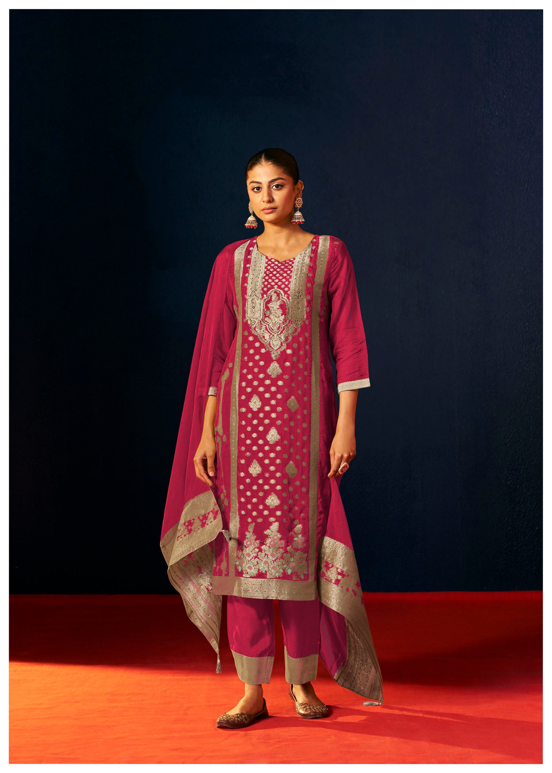 Ormyra Red Organza Jacquard Kurta Set