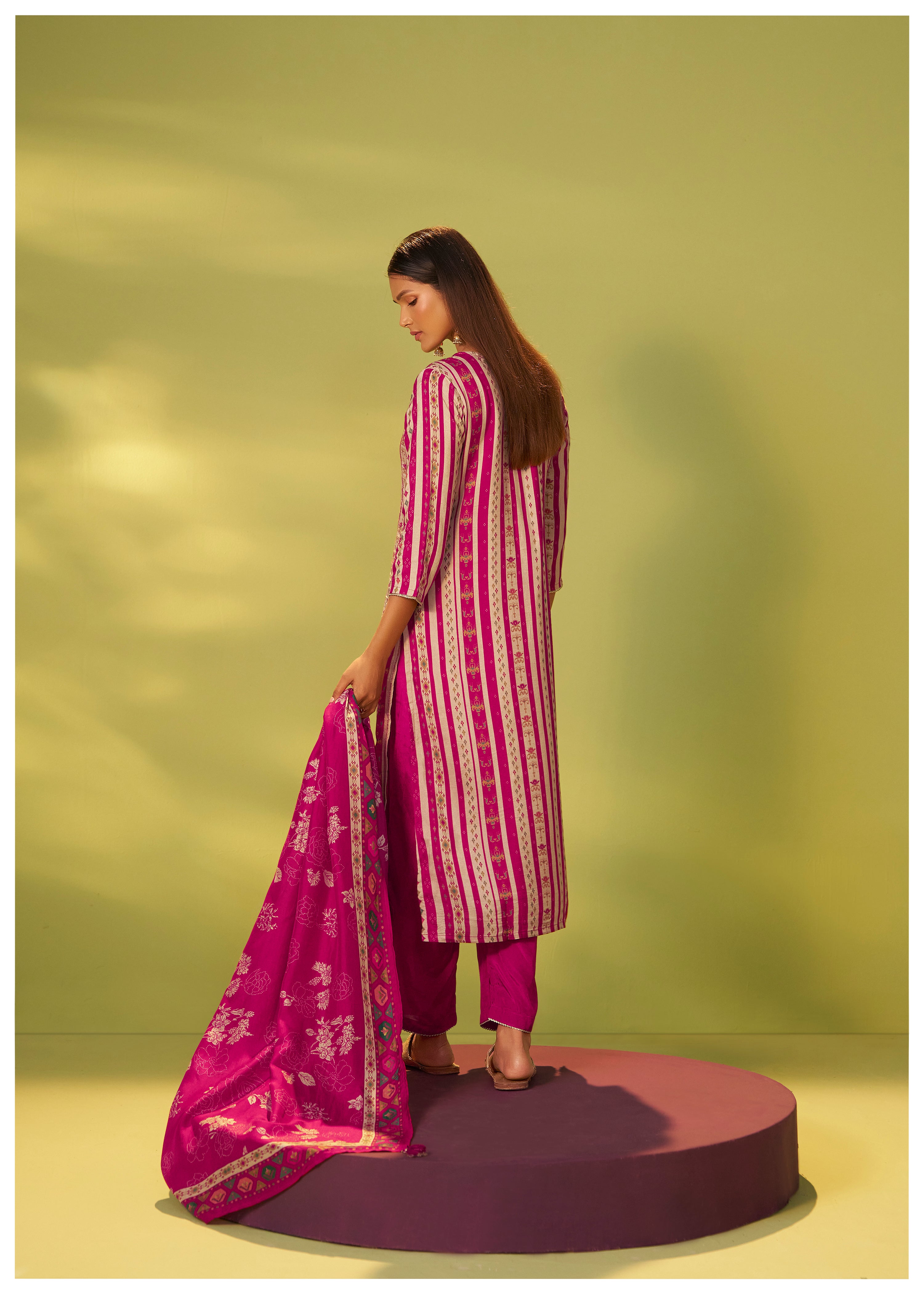 Position Print Russian Silk Kurta Set