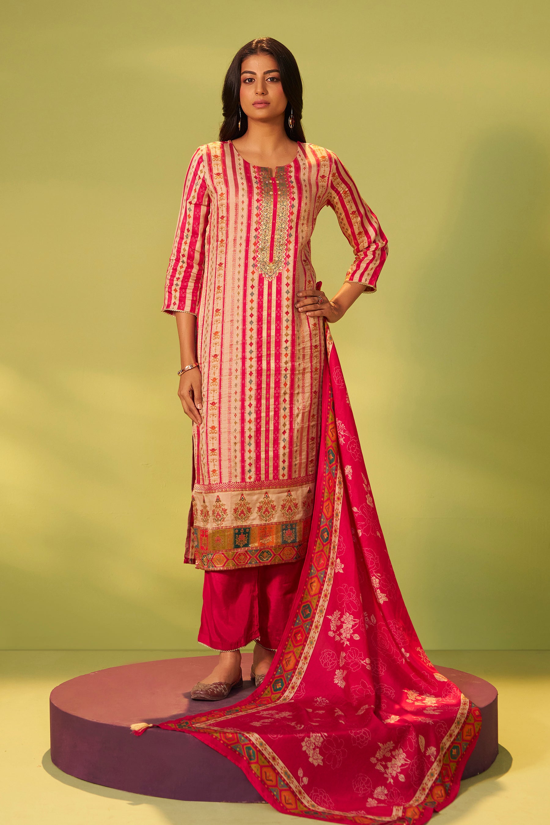 Position Print Russian Silk Kurta Set