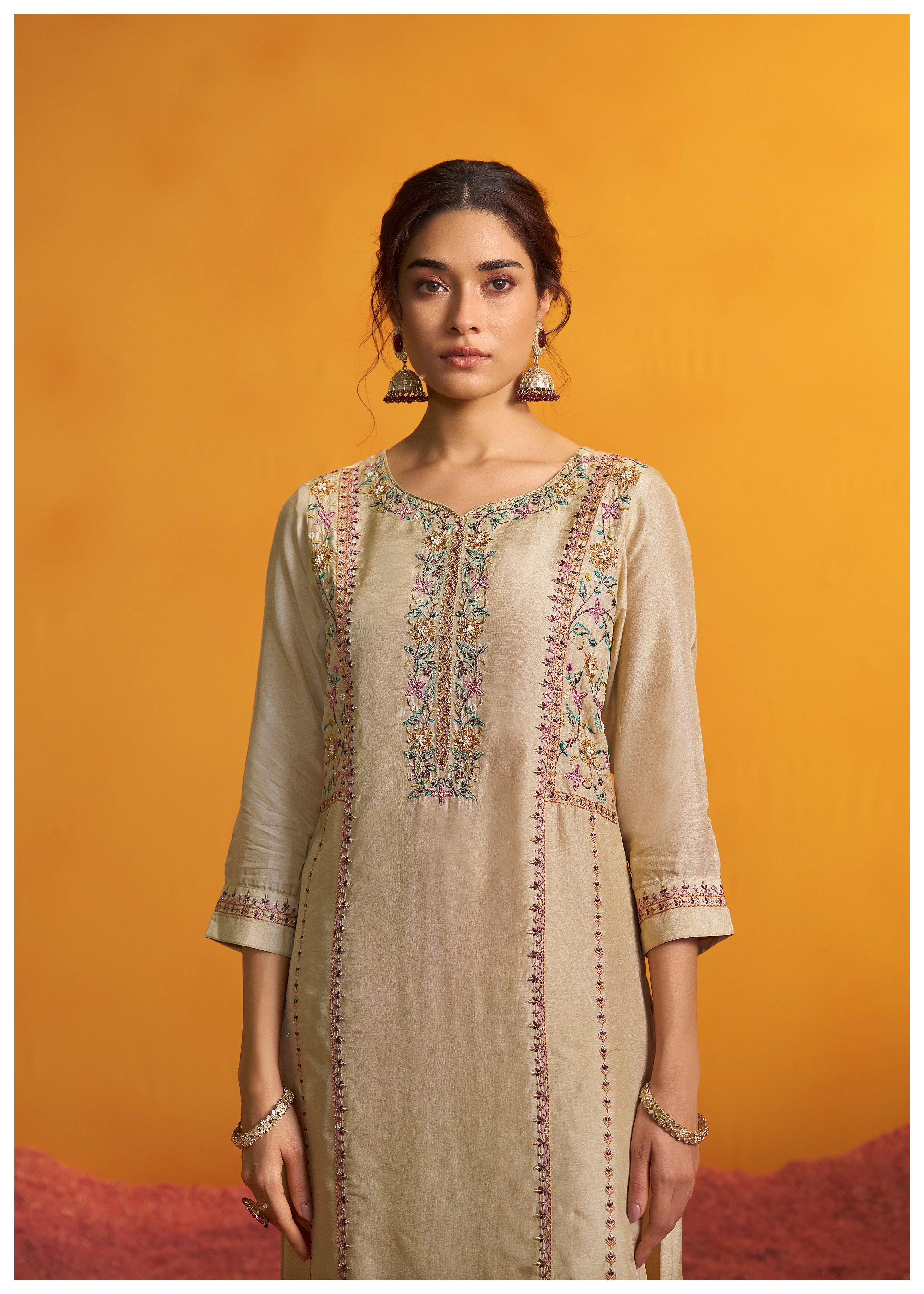 Russsian Silk Kurta With Contrast Jacquard Dupatta