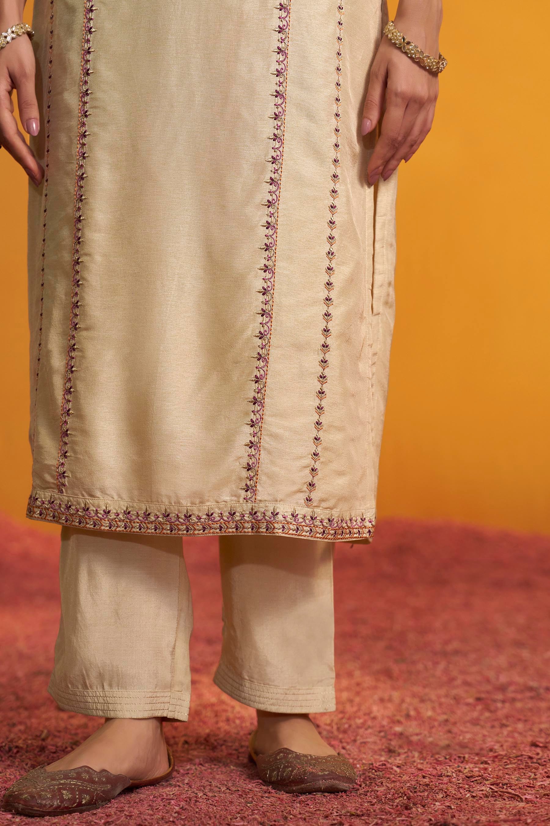 Russian Silk Kurta with Contrast Jacquard Dupatta – Cream