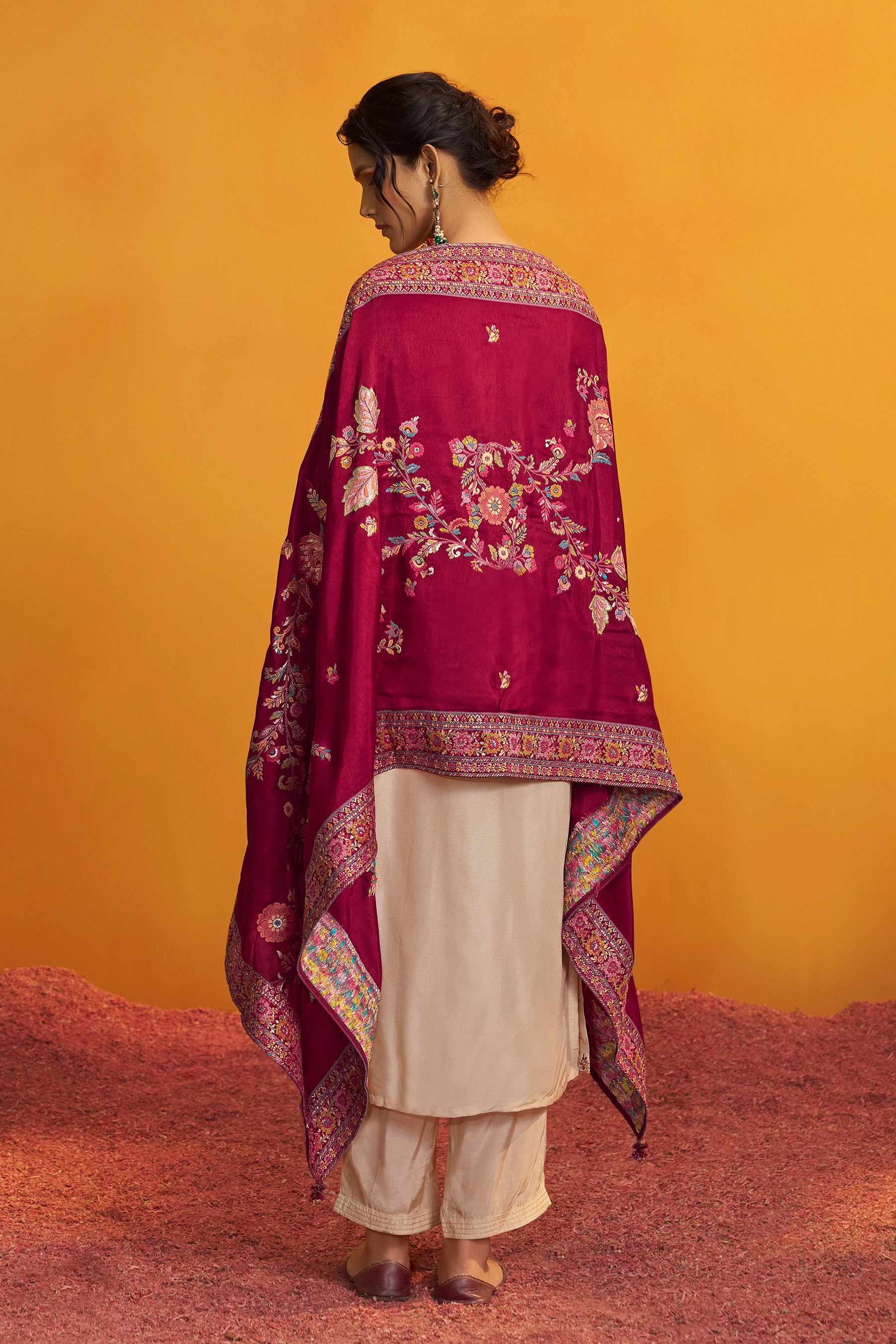 Russian Silk Kurta Set with Dupatta – Cream