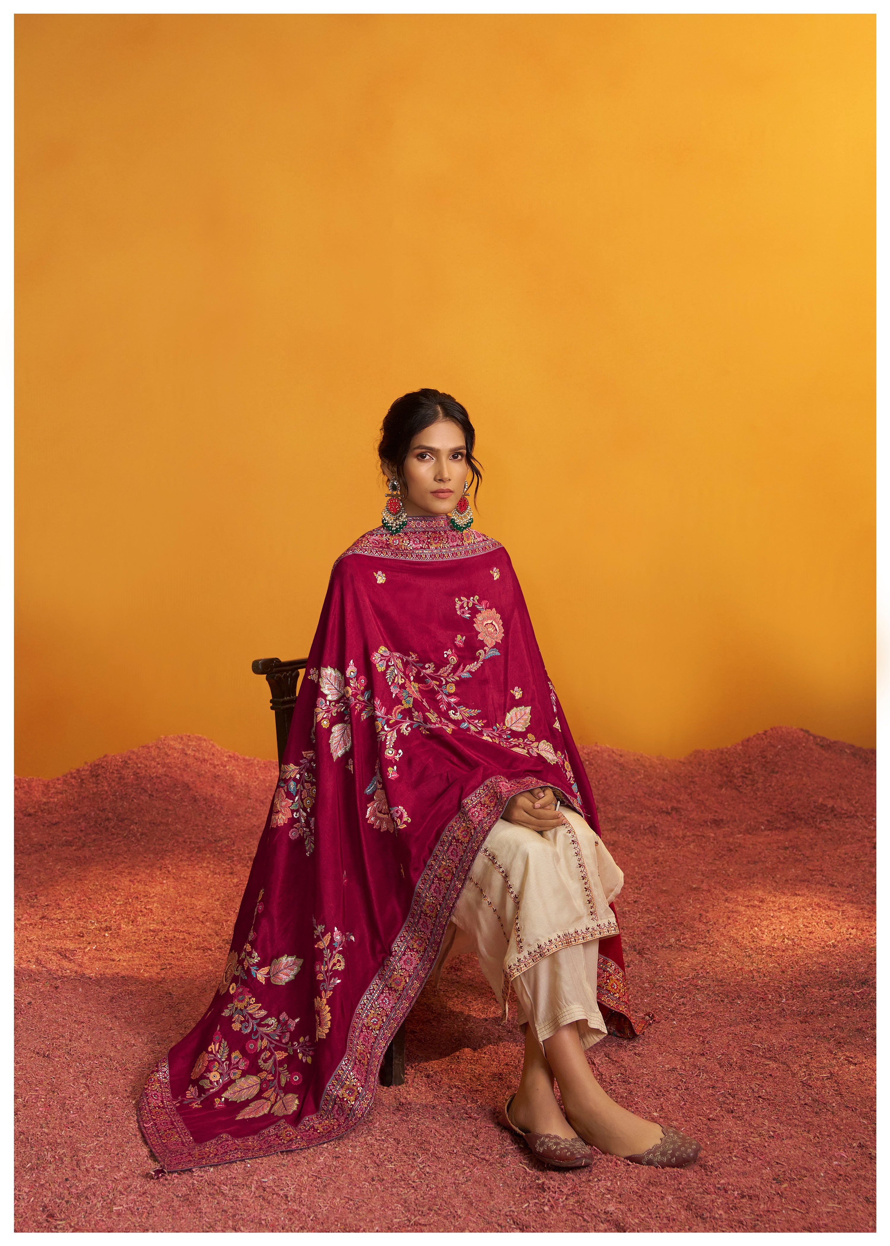Russsian Silk Kurta With Contrast Jacquard Dupatta