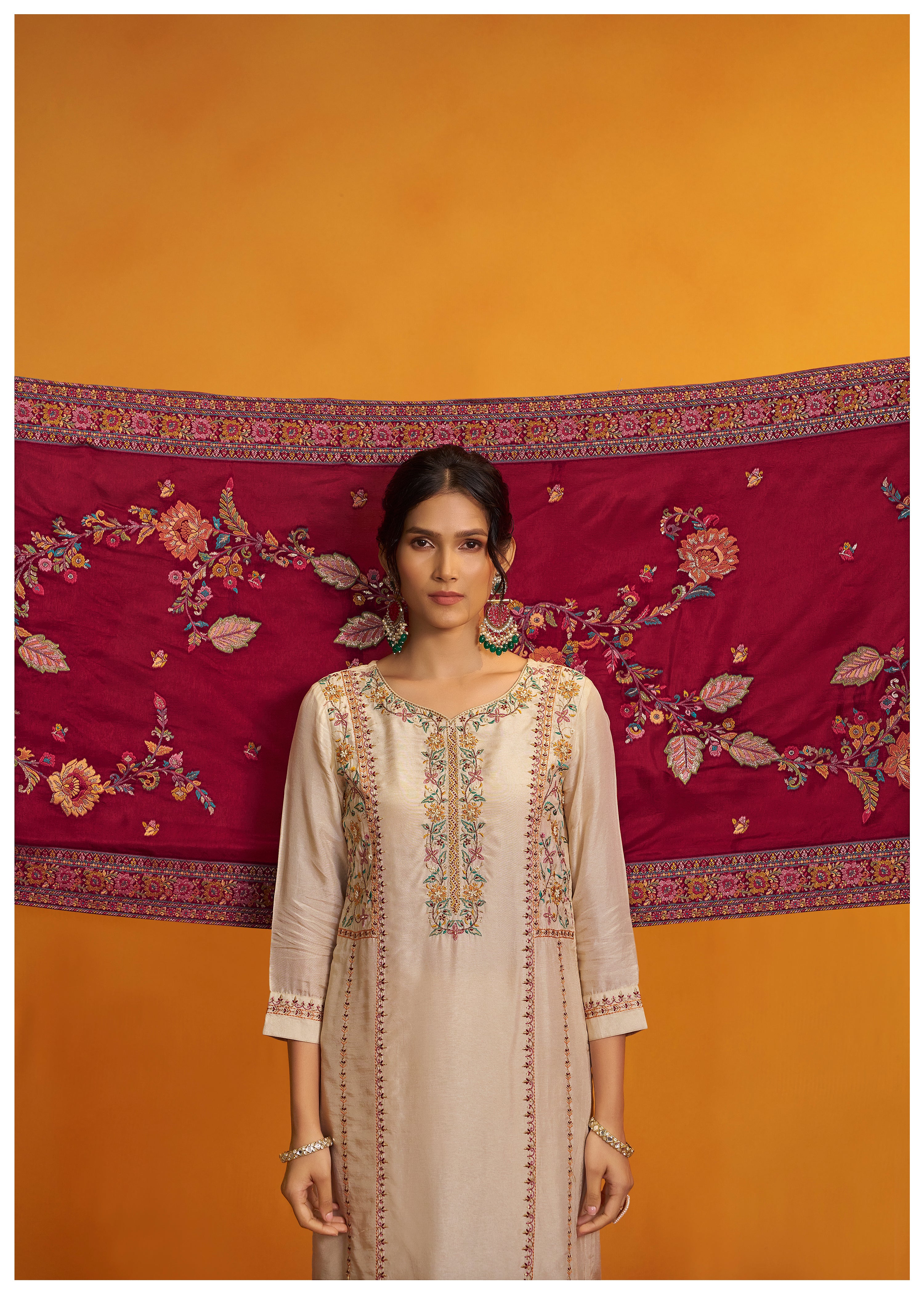 Russsian Silk Kurta With Contrast Jacquard Dupatta