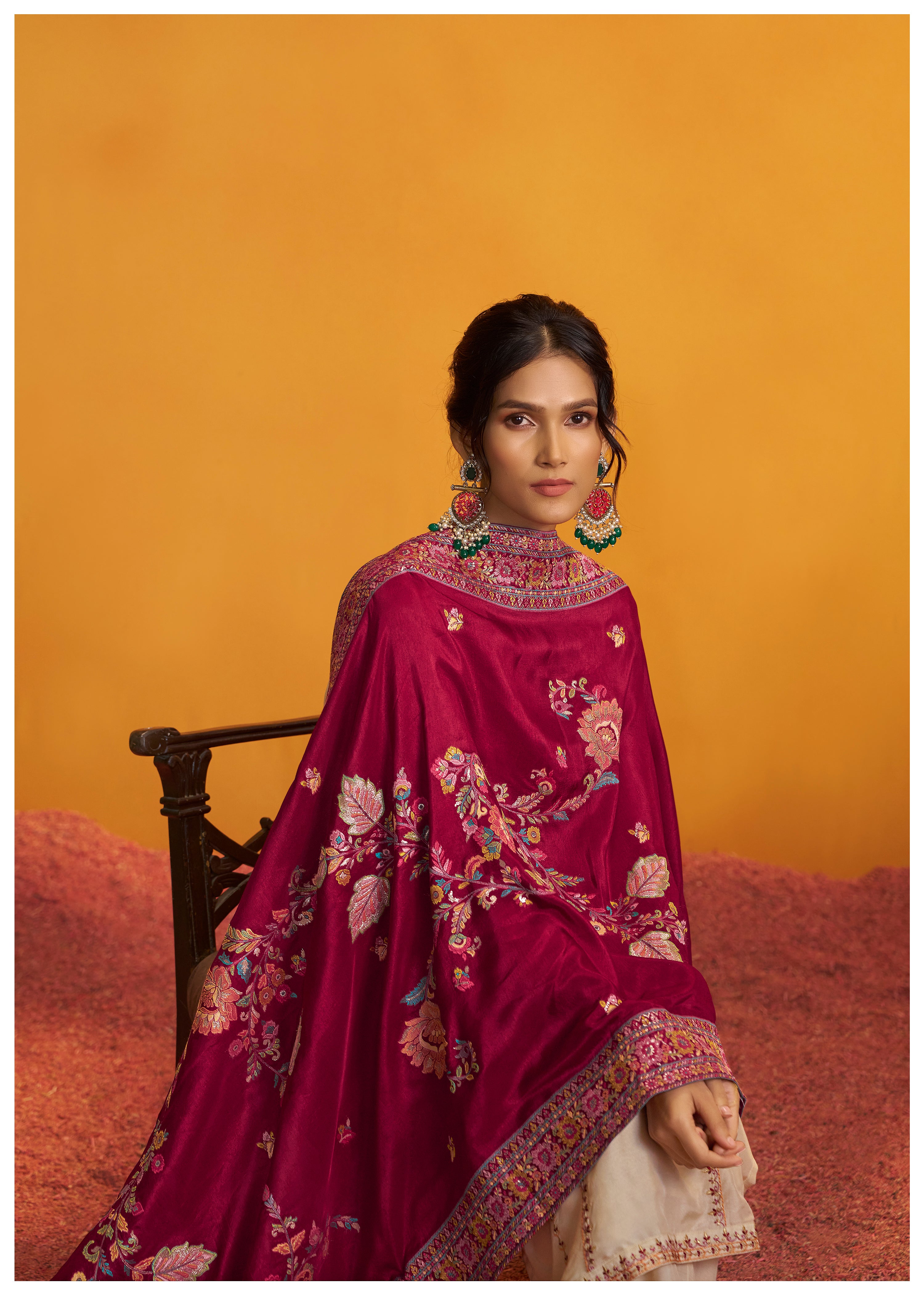 Russsian Silk Kurta With Contrast Jacquard Dupatta