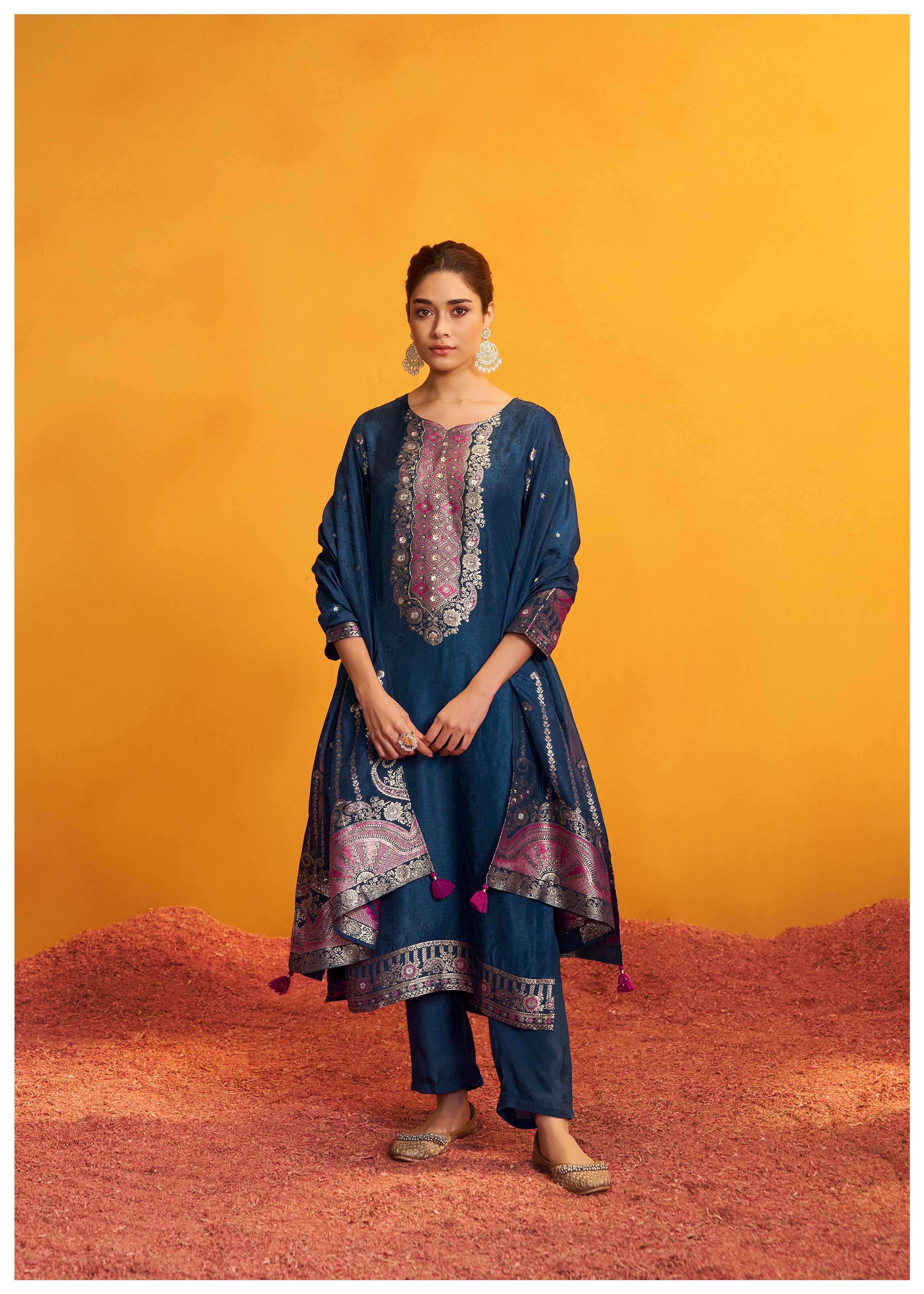 Russian Jacquard Set