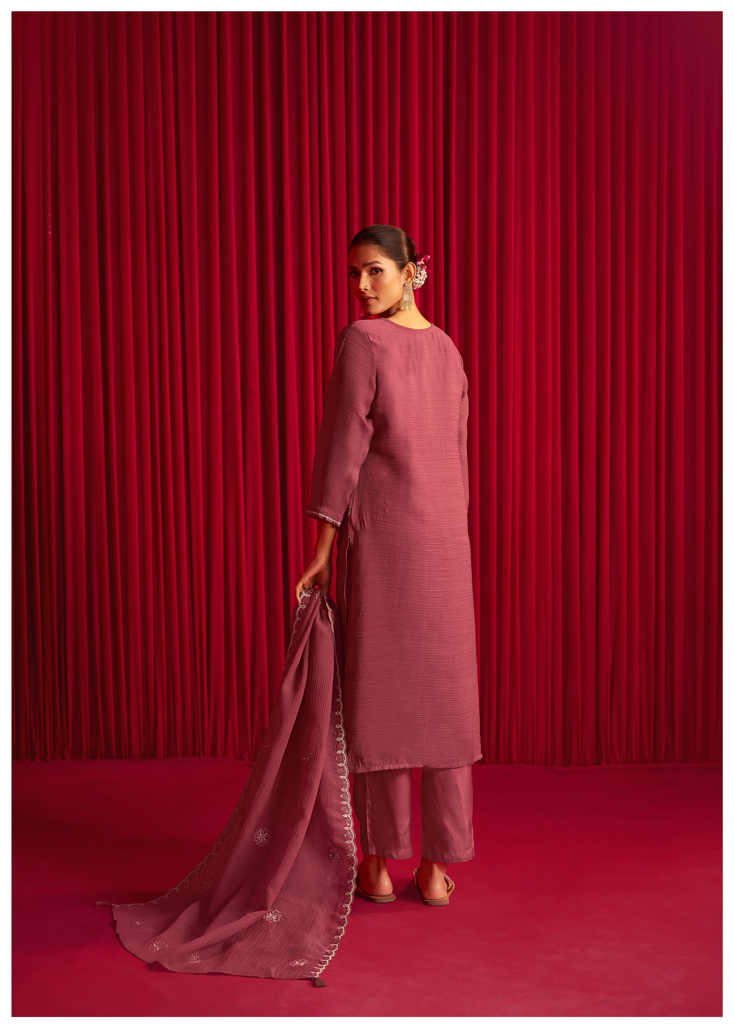 Crush Organza Borer Embroidery Set