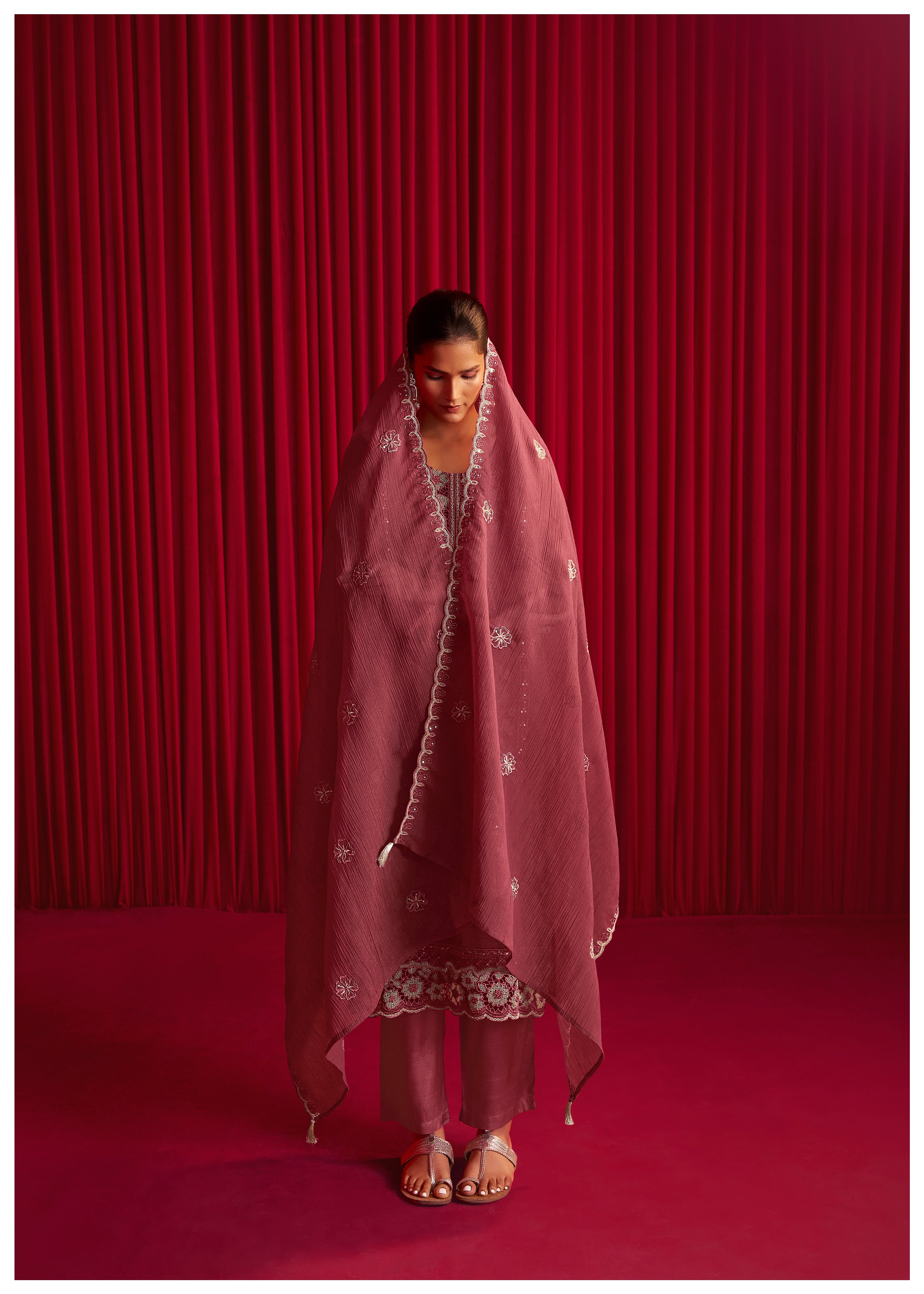 Crush Organza Borer Embroidery Set
