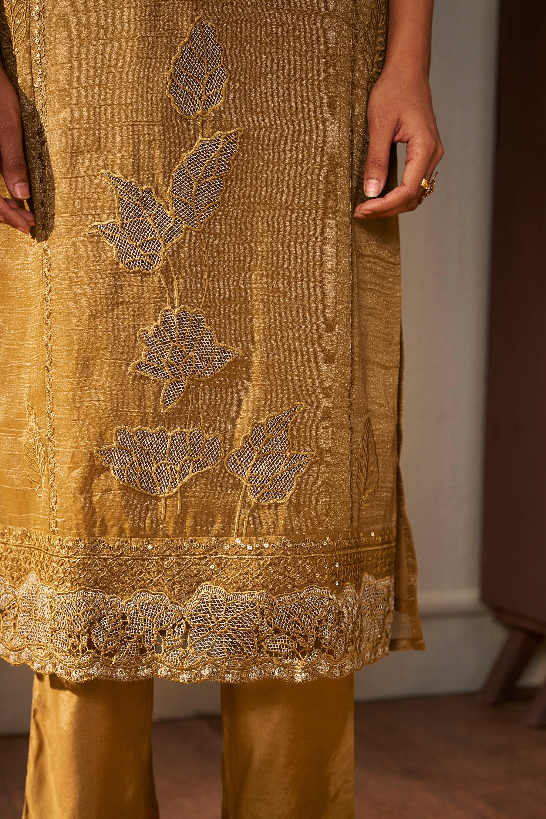 Crush Organza Border Embroidery Set – Mustard