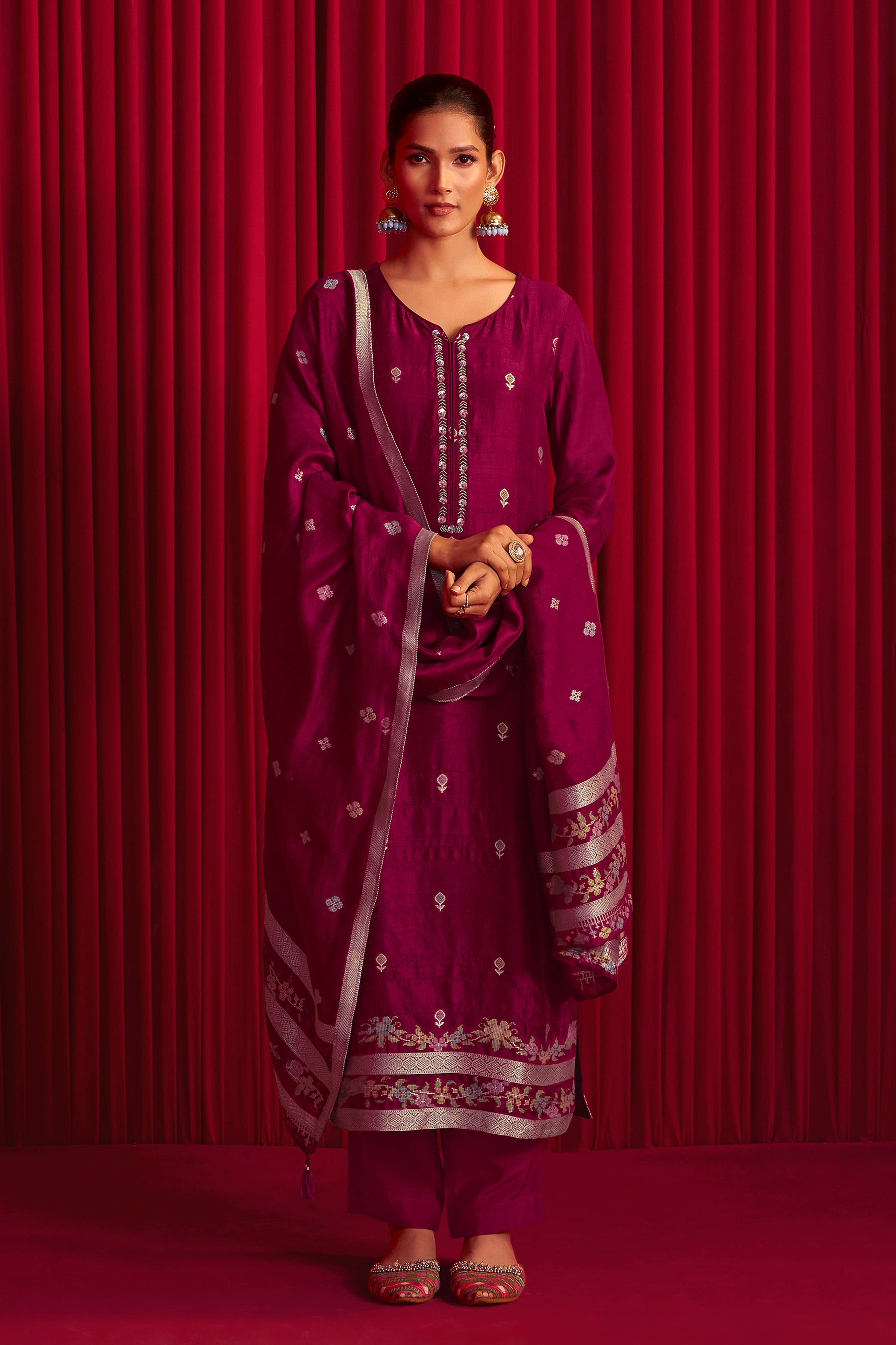 Bhagalpuri Silk Jacquard Set (Handwork)