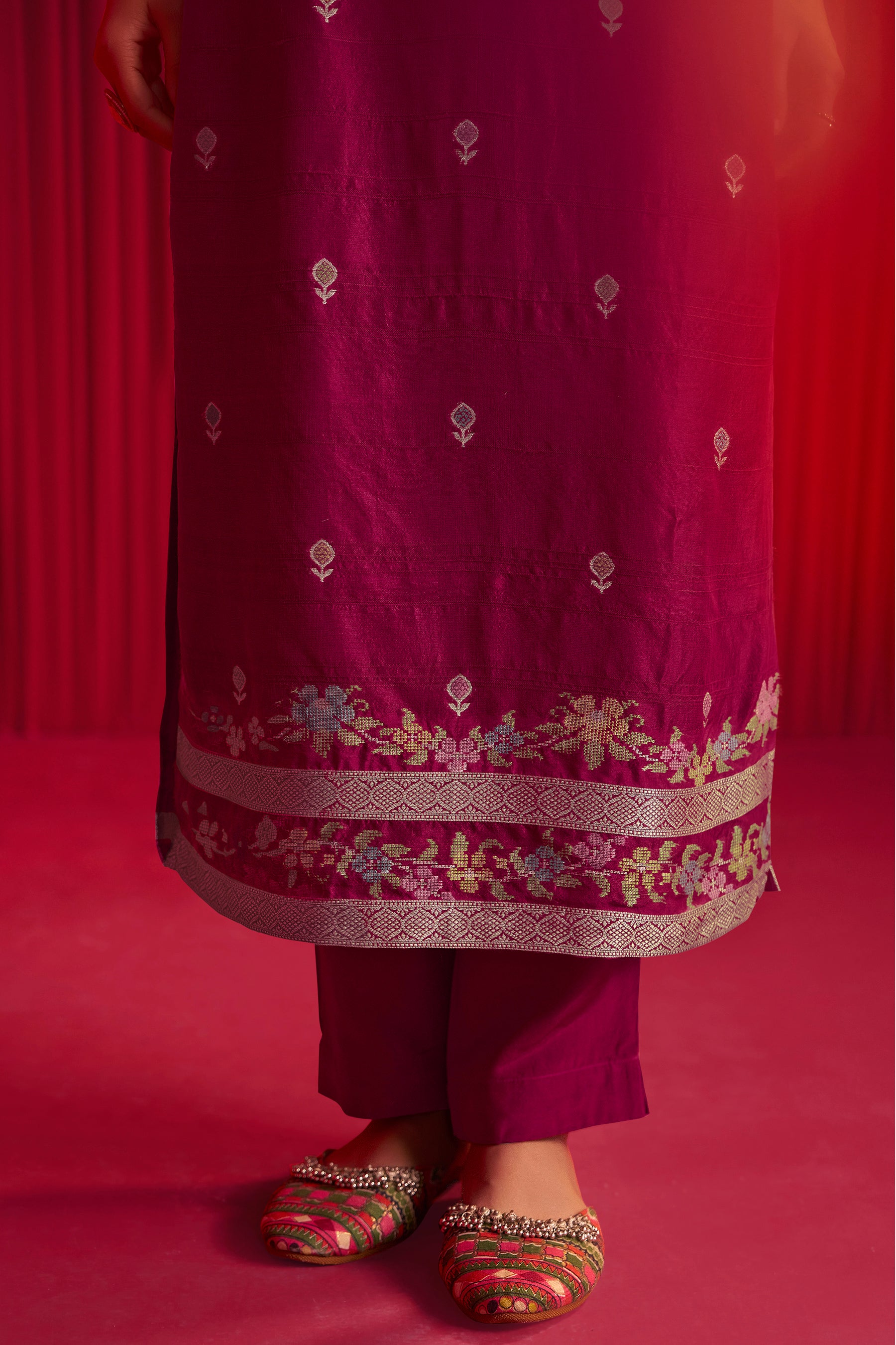 Bhagalpuri Silk Jacquard Set (Handwork)