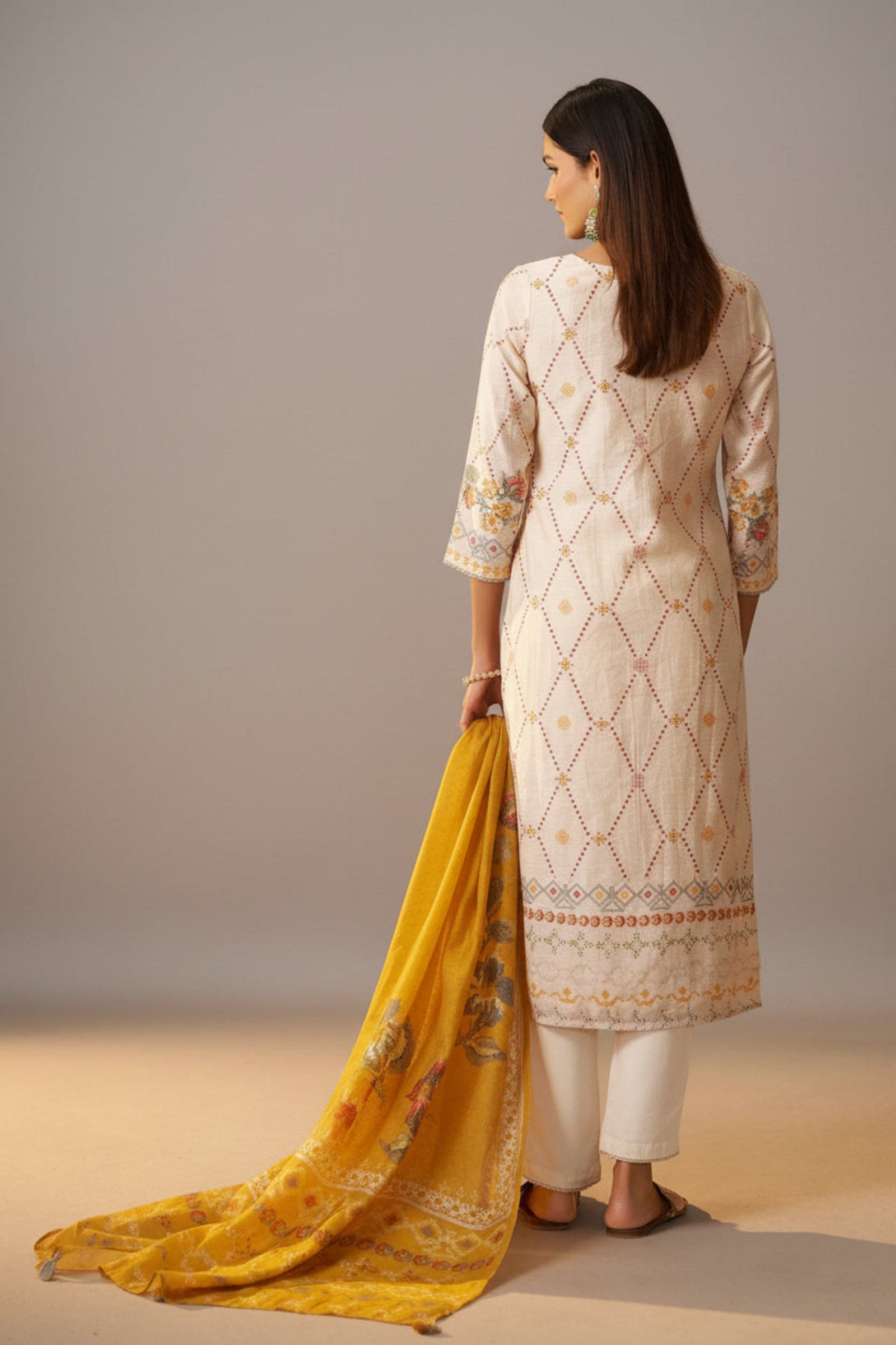 Shimmer Linen Digital Print Set – Cream