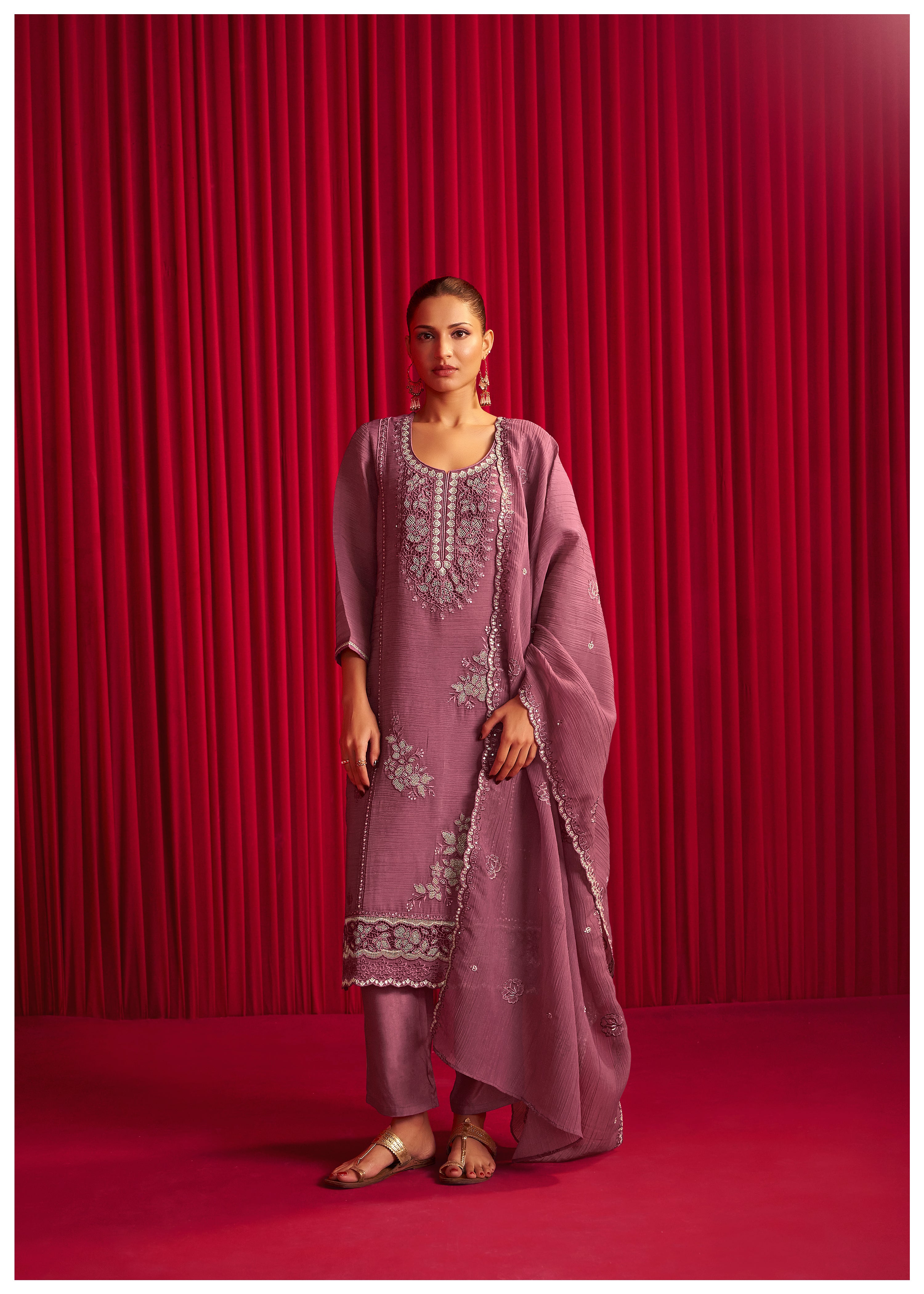 Crush Organza Borer Embroidery Set