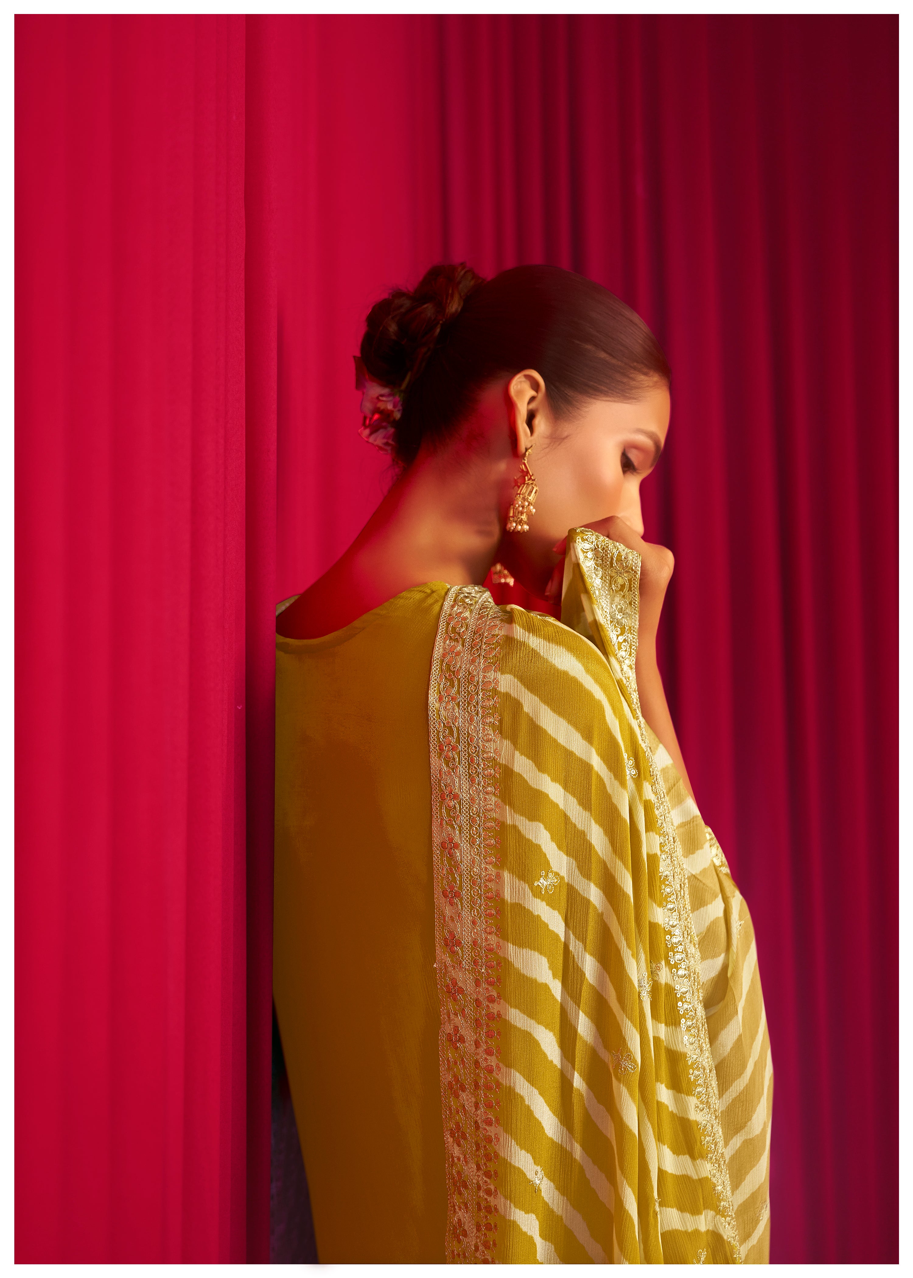 Chinnon Embroidery Set