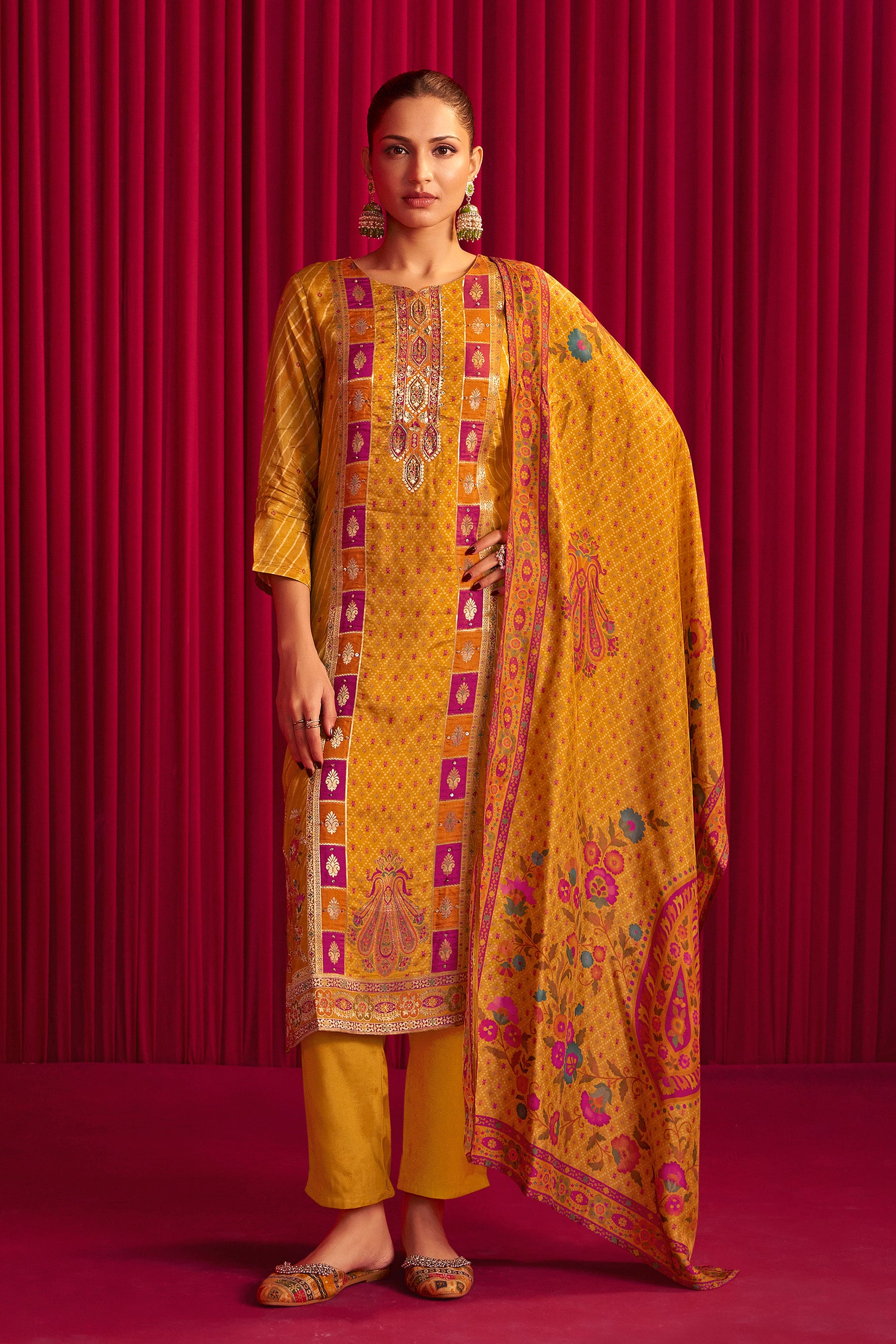 Position Print Russian Silk Kurta Set