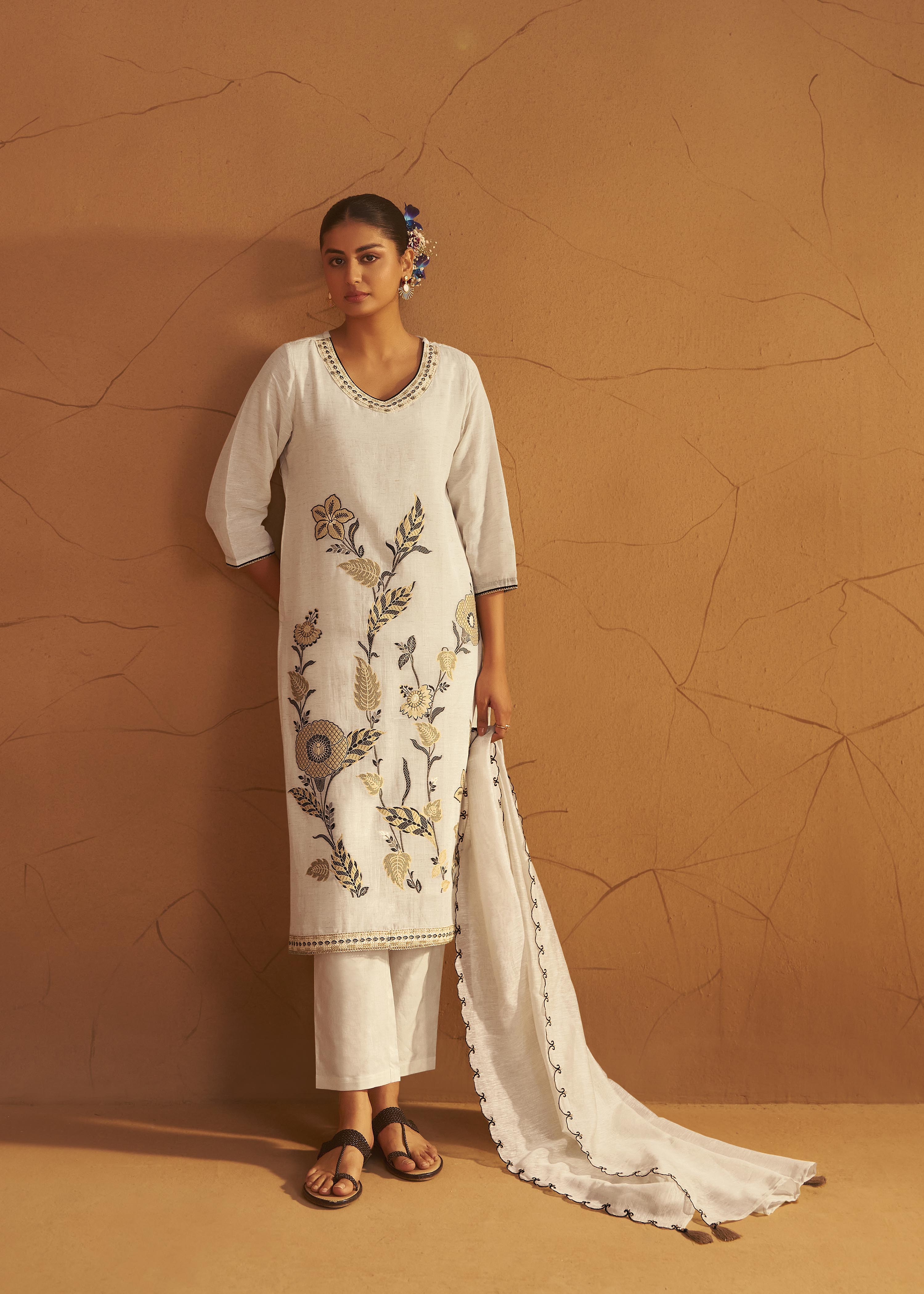 Pale Chambray Linen Cotton Jacquard Kurta Set