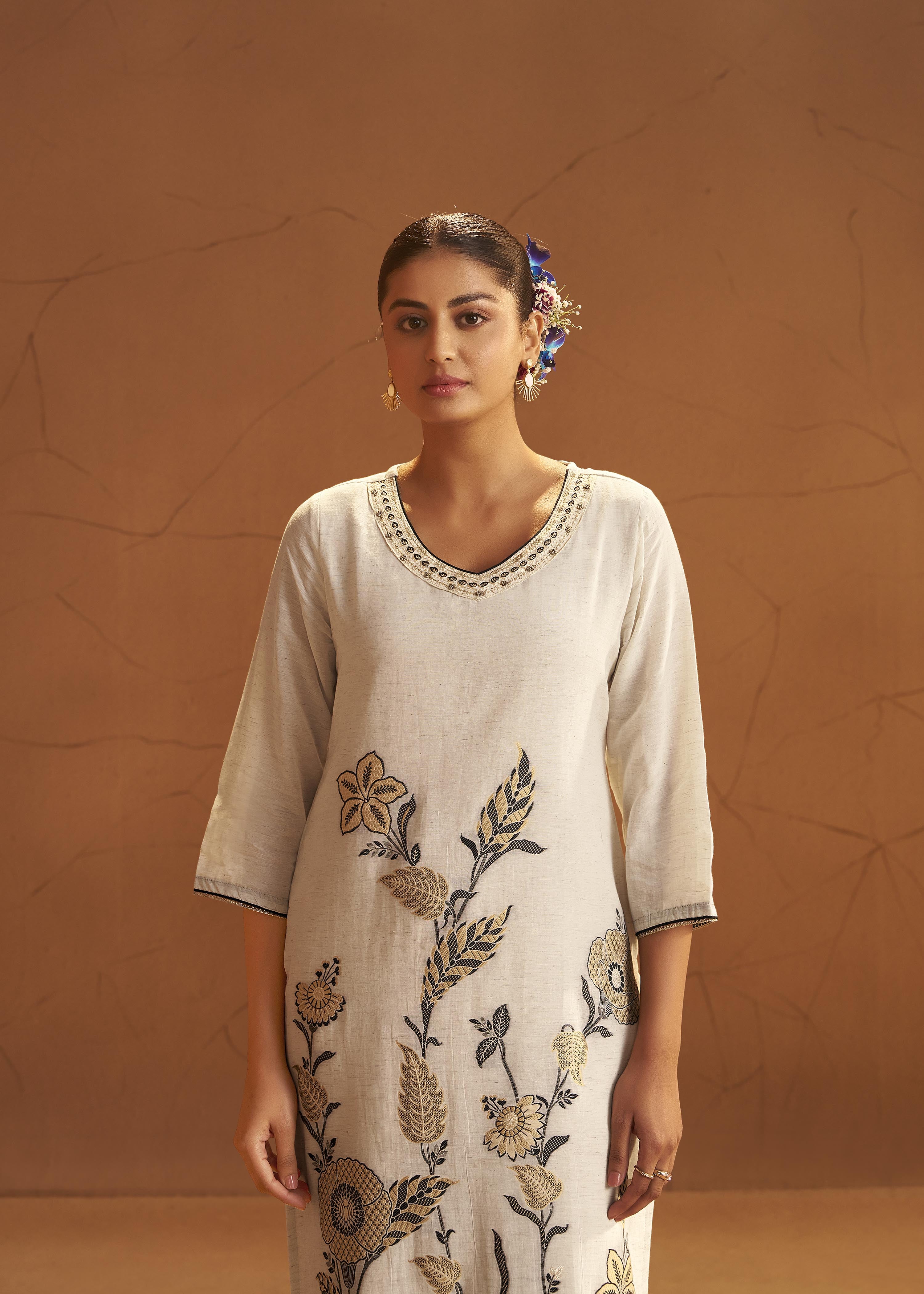 Pale Chambray Linen Cotton Jacquard Kurta Set