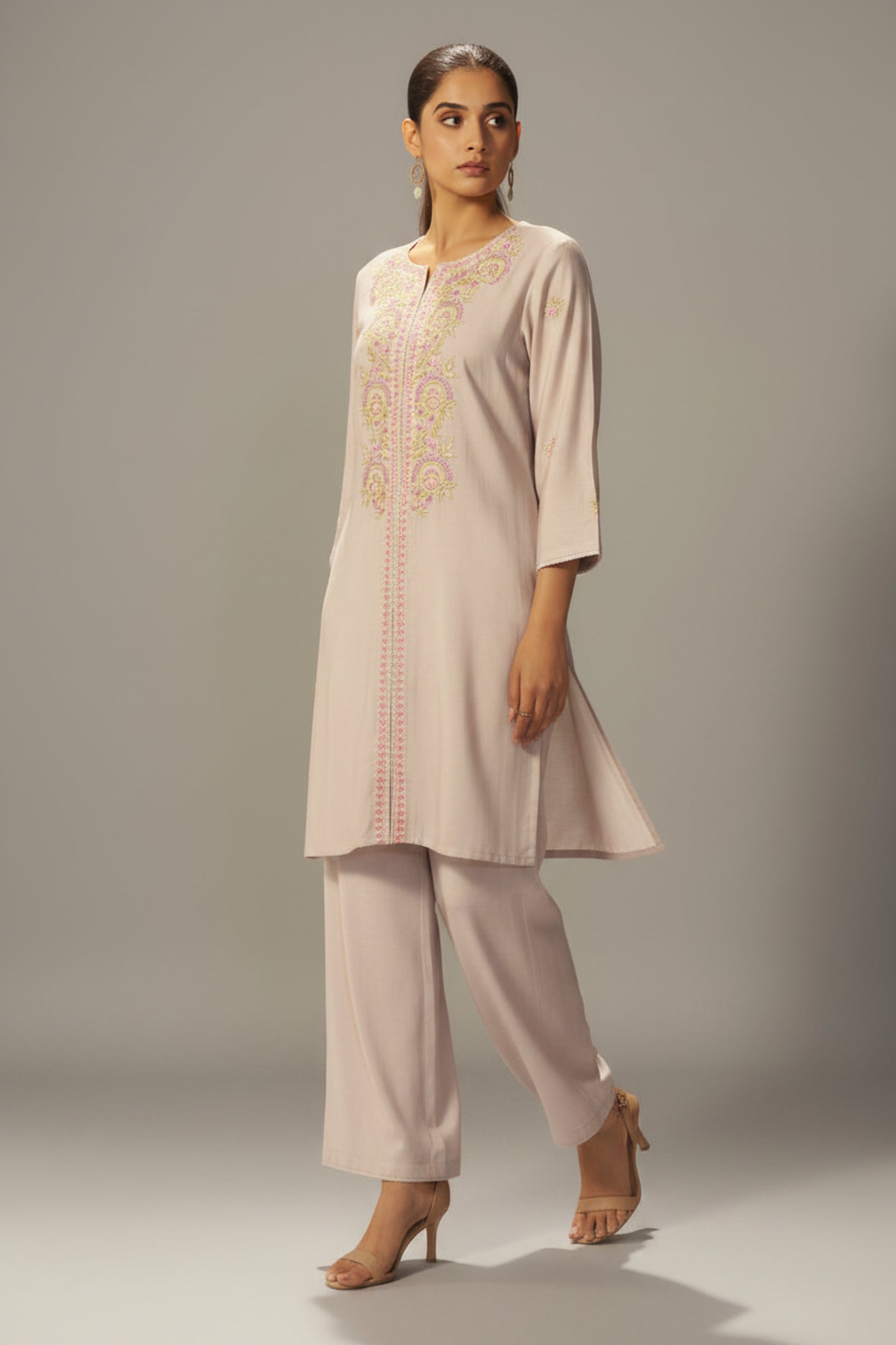 Pale Cream Mul Chanderi Embroidery Co-ord Set