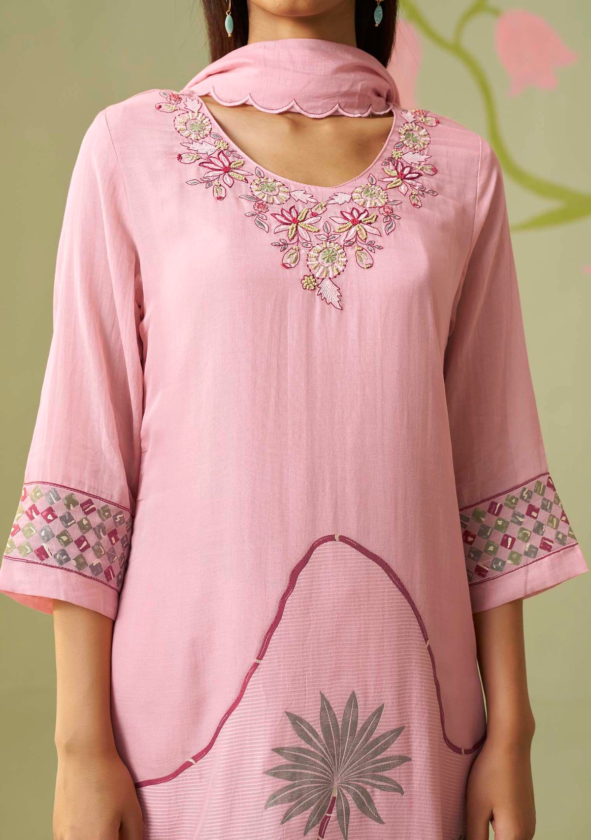 Gulbahar Pink Viscose-Linen Floral Jacquard Kurta Set