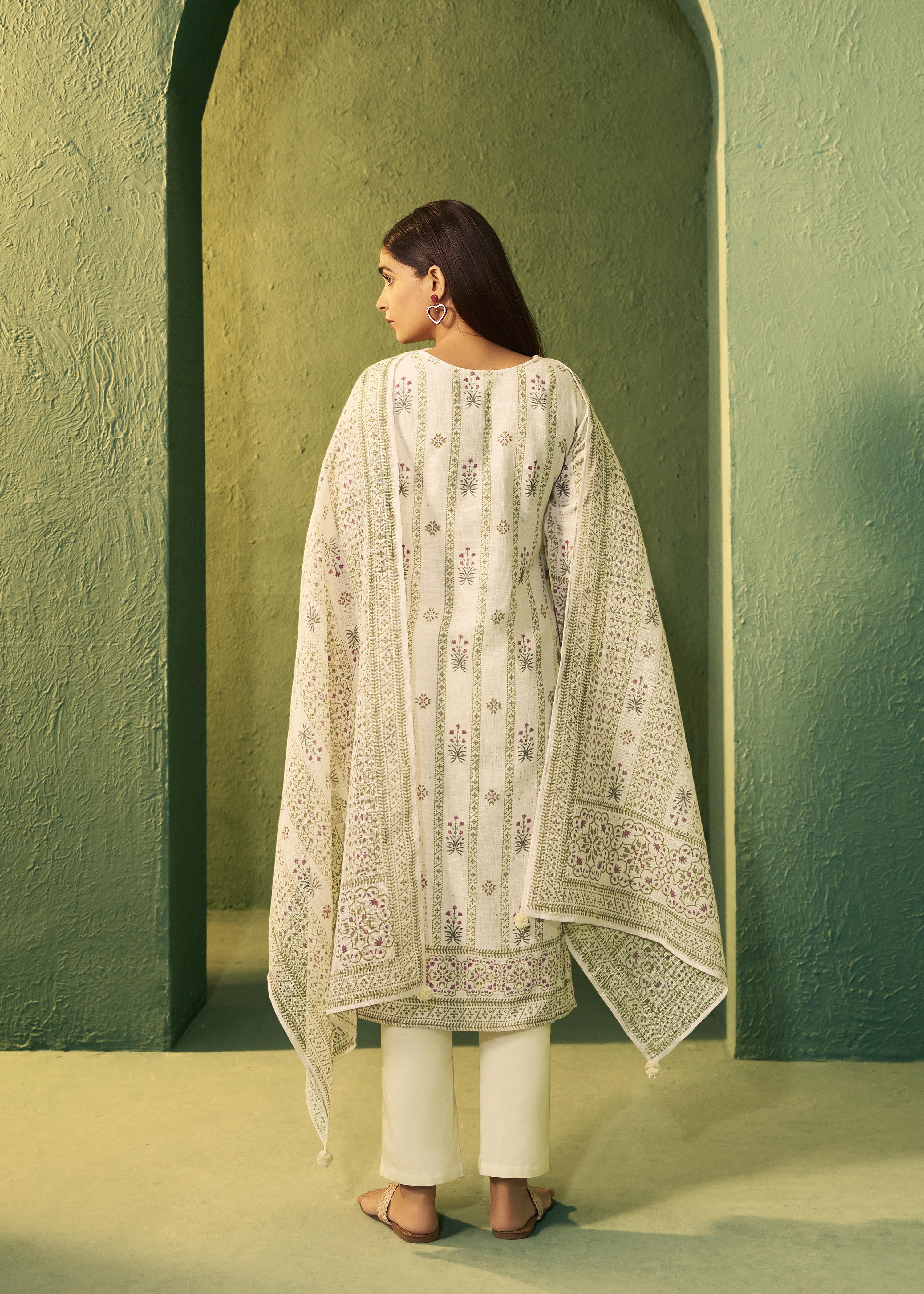 Crisp Cream Cotton Linen Blend olive-green Digital Print Kurta Set