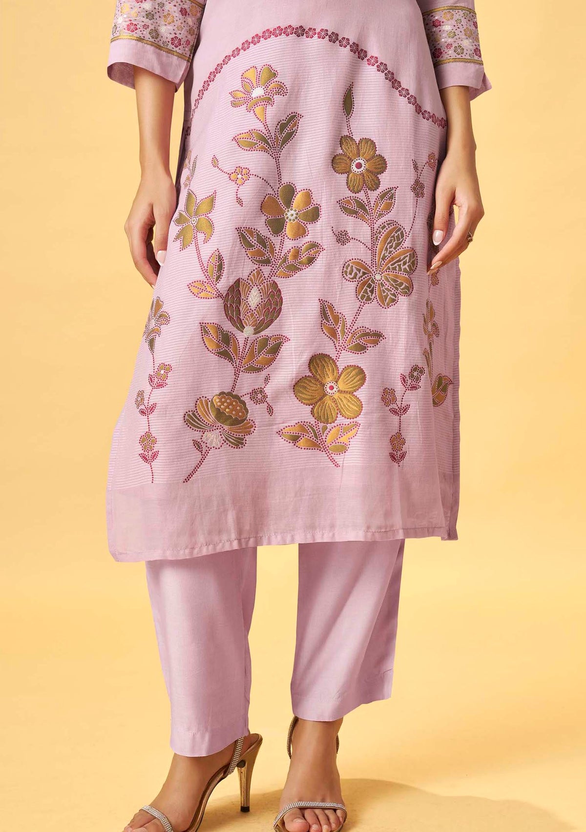 Lavender Linen Jacquard Kurta Set with Embroidered Dupatta